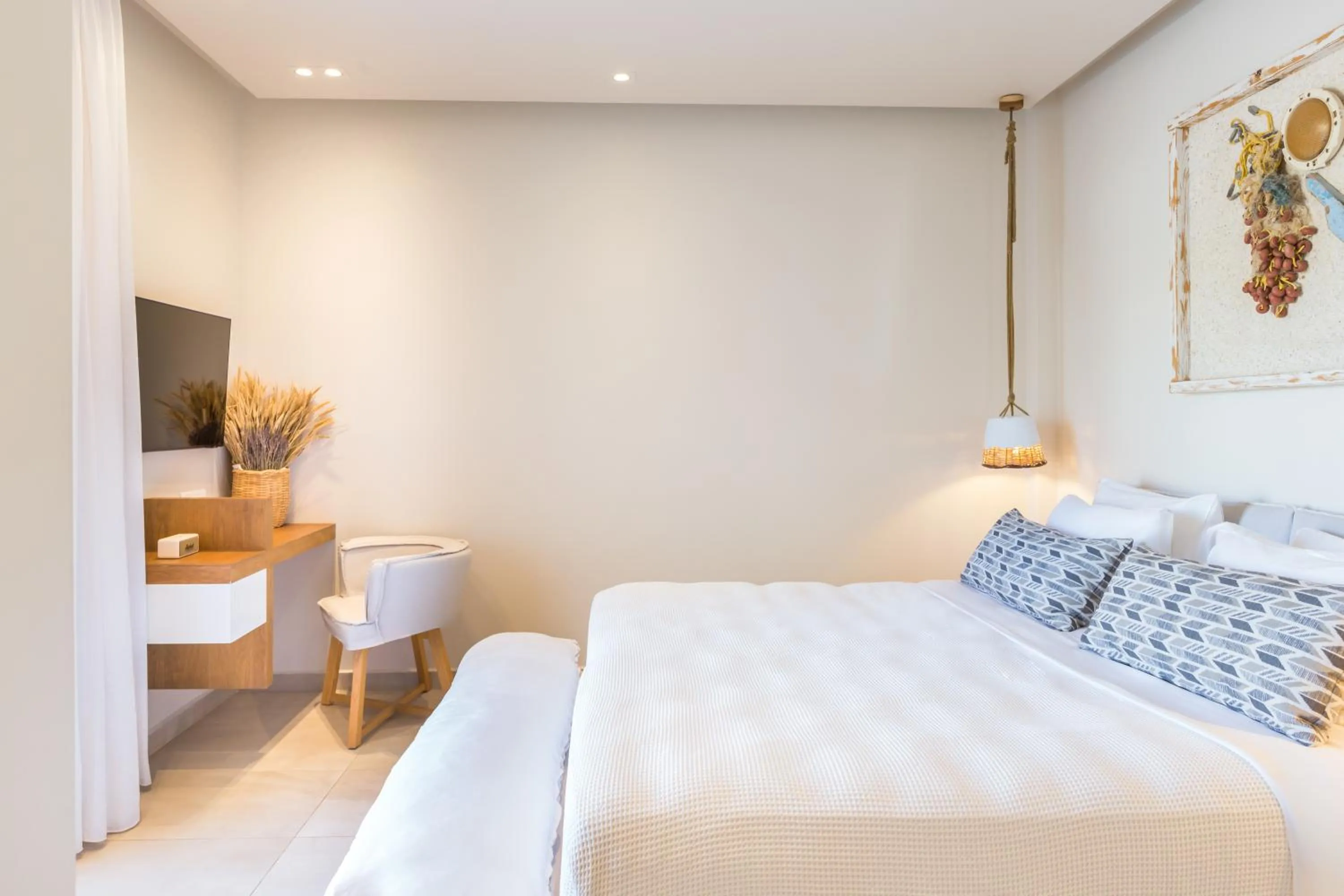 Bedroom, Bed in 18 Grapes Hotel