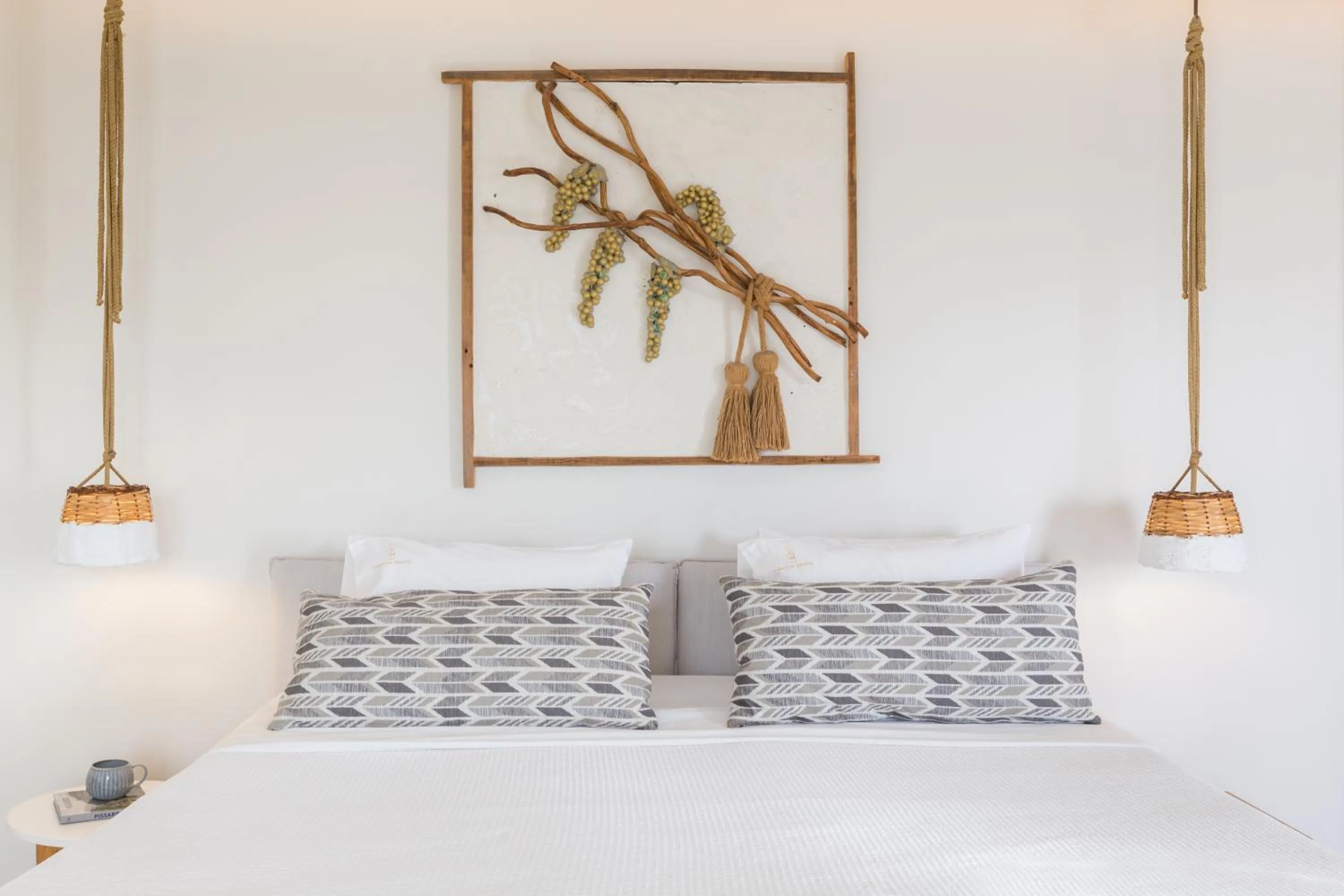 Bed in 18 Grapes Hotel