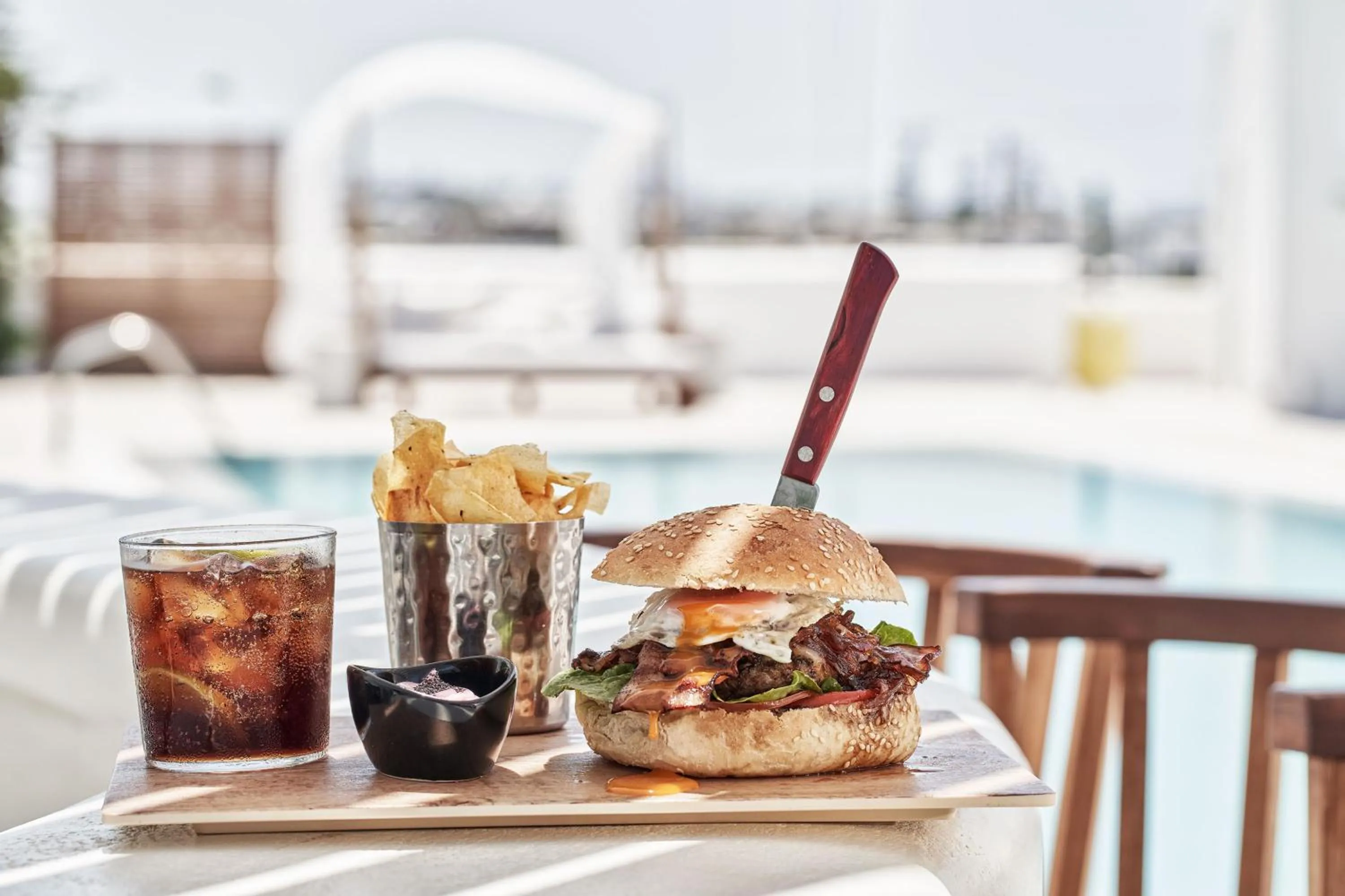 Food and drinks in 18 Grapes Hotel