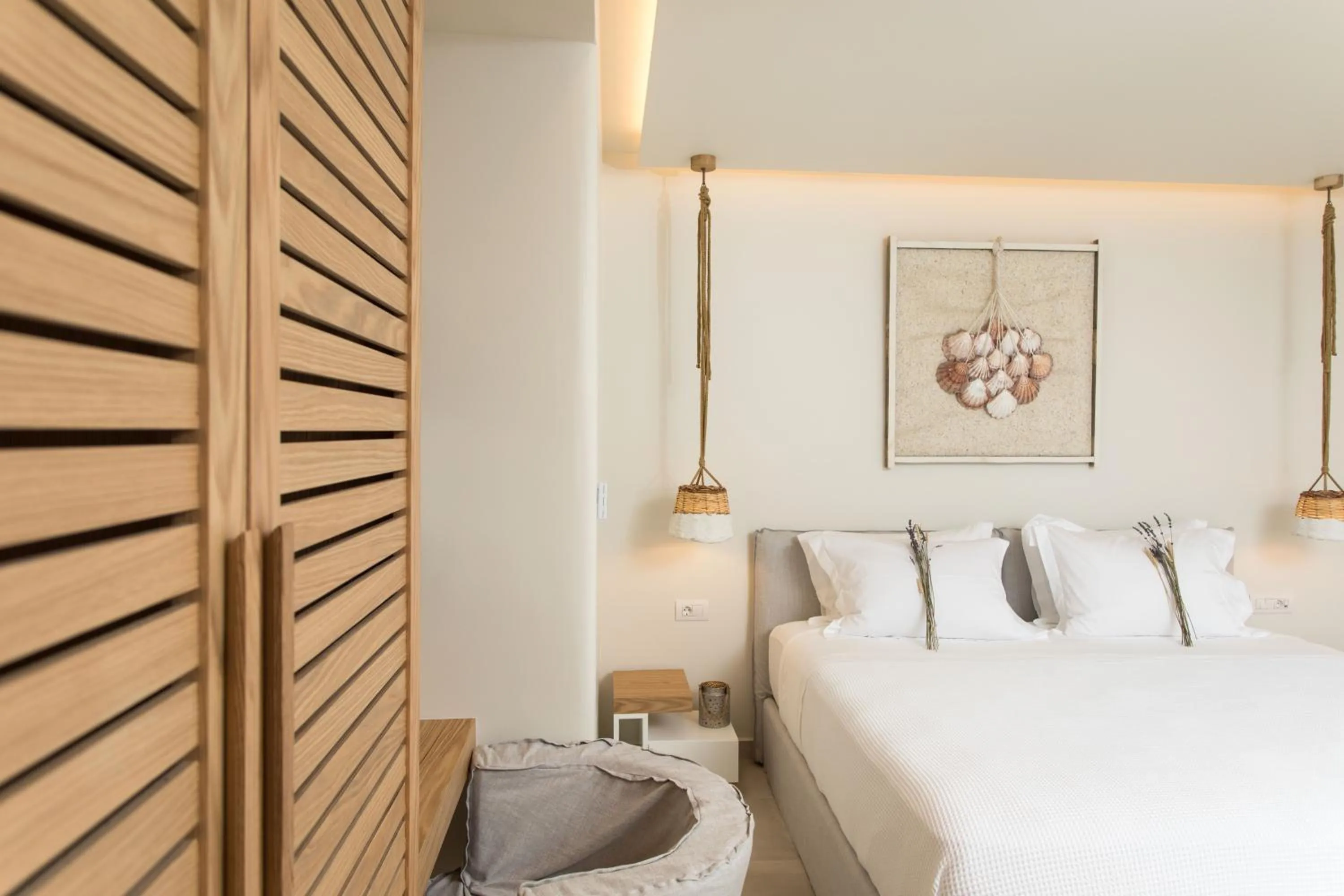 Bedroom, Bed in 18 Grapes Hotel