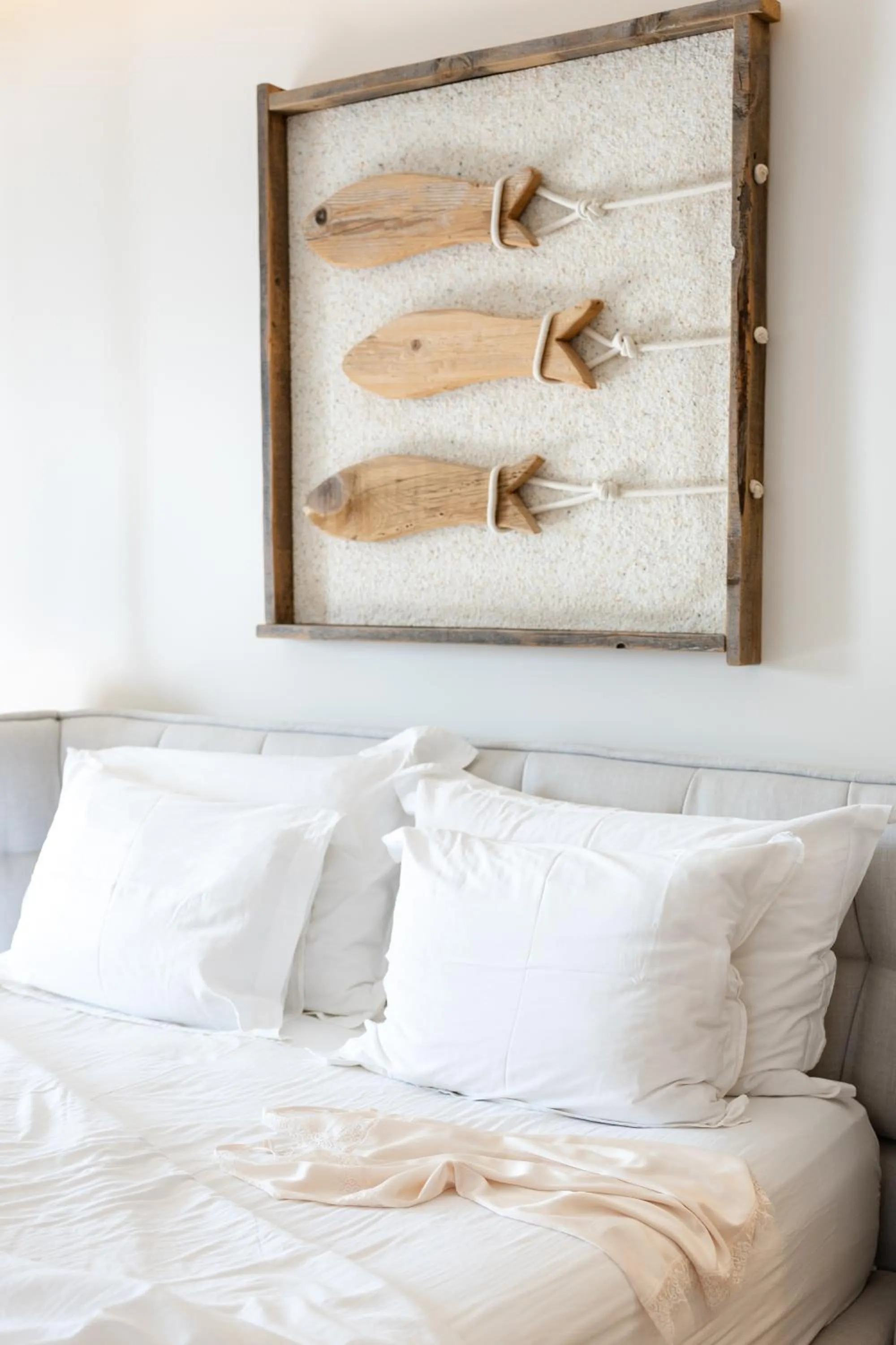 Bed in 18 Grapes Hotel