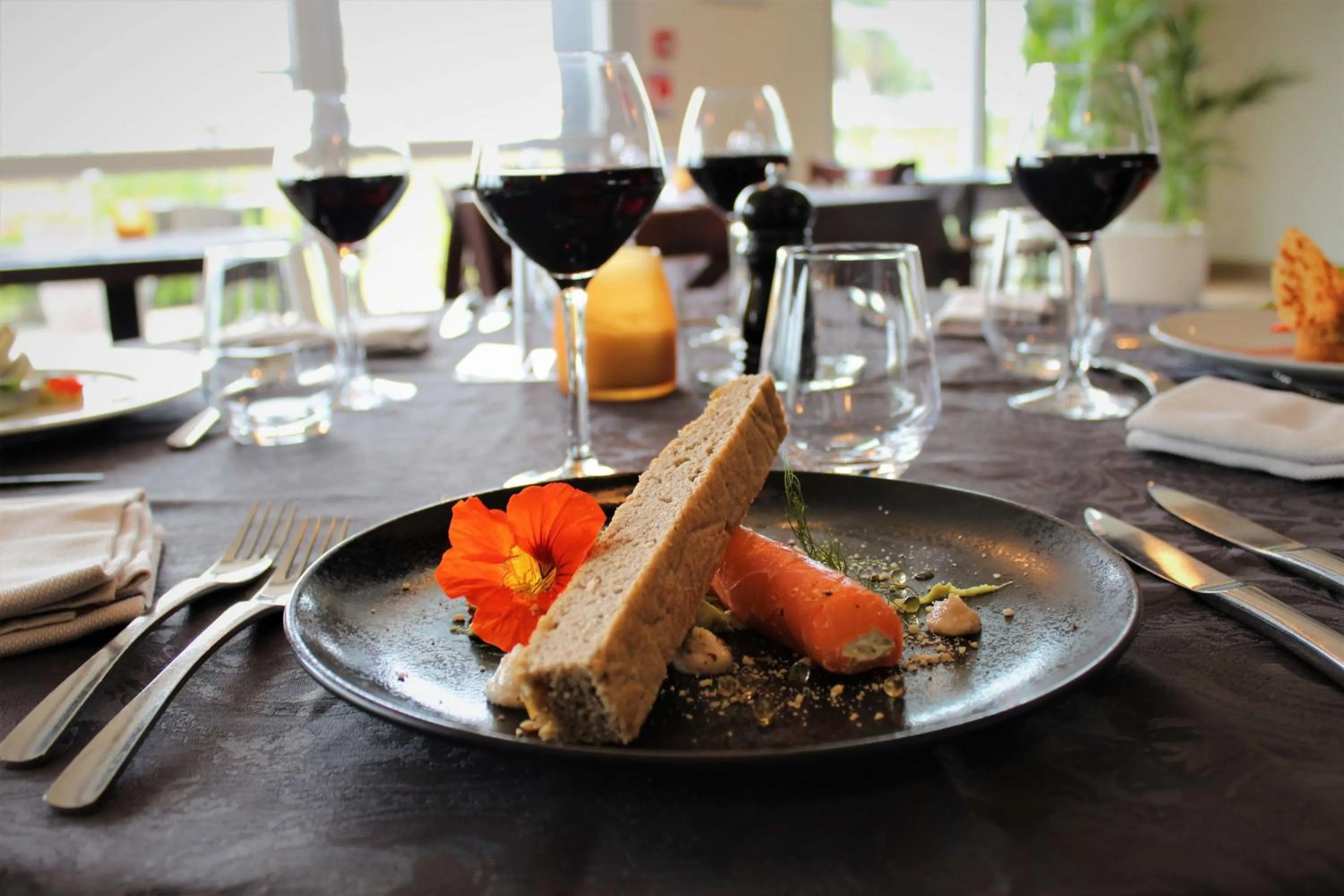 Restaurant/places to eat in Brit Hotel & Spa Côte des Sables