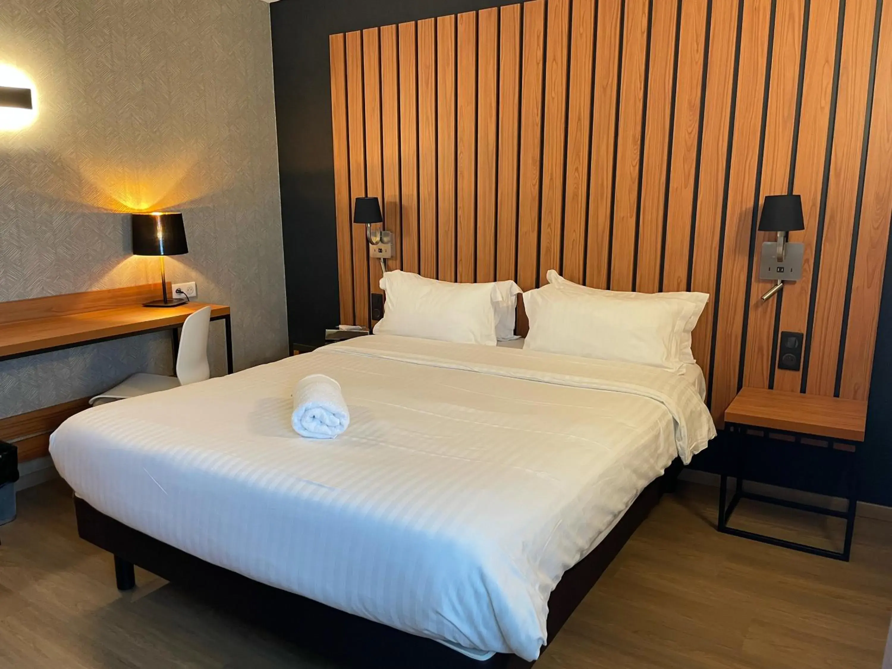 Bed in Best Western Côte des Sables Plouescat Bed in Best Western Côte des Sables Plouescat