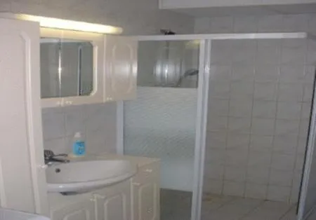 Bathroom in Nepi Hotell