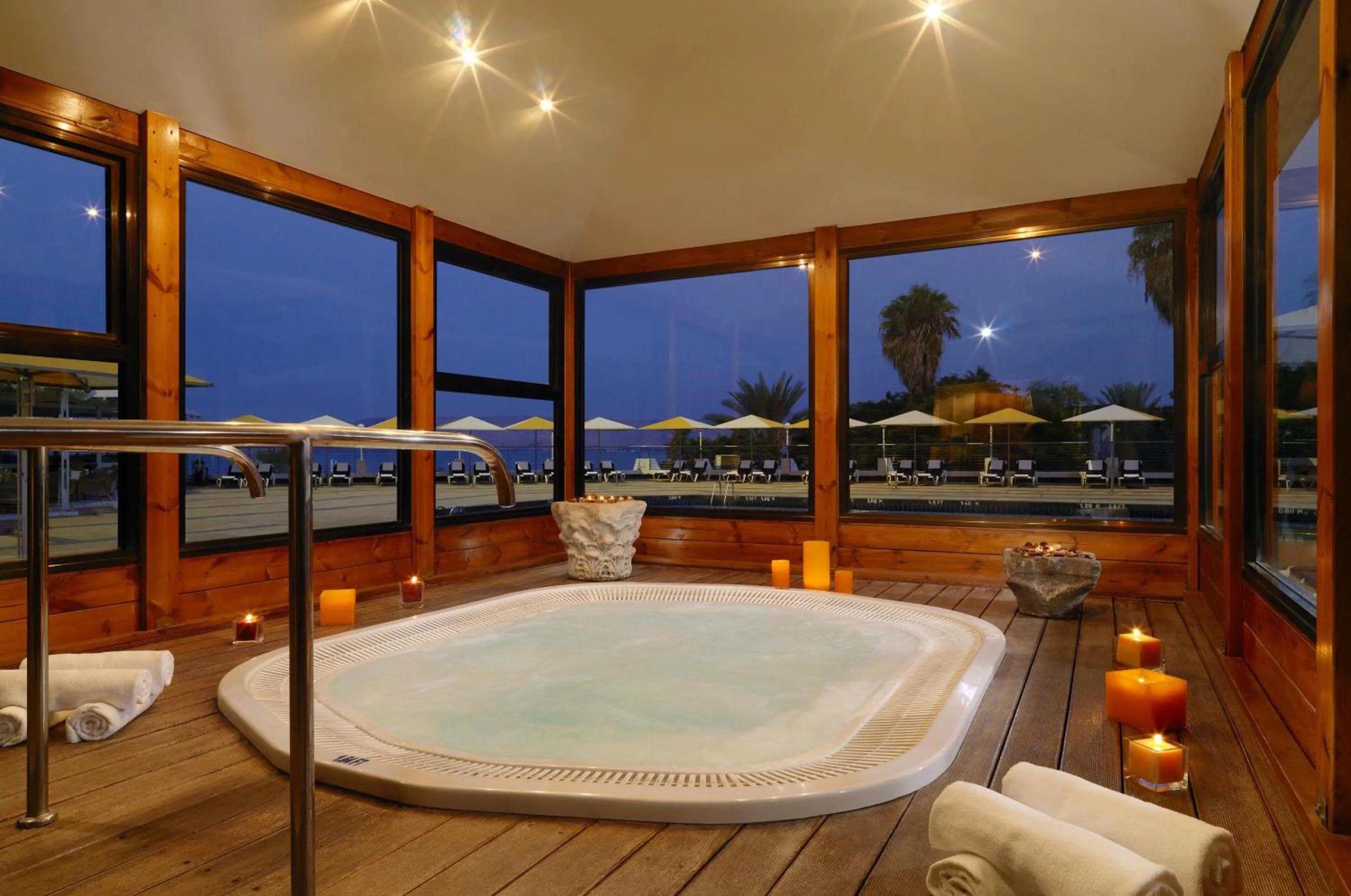 Public Bath in Leonardo Plaza Hotel Tiberias