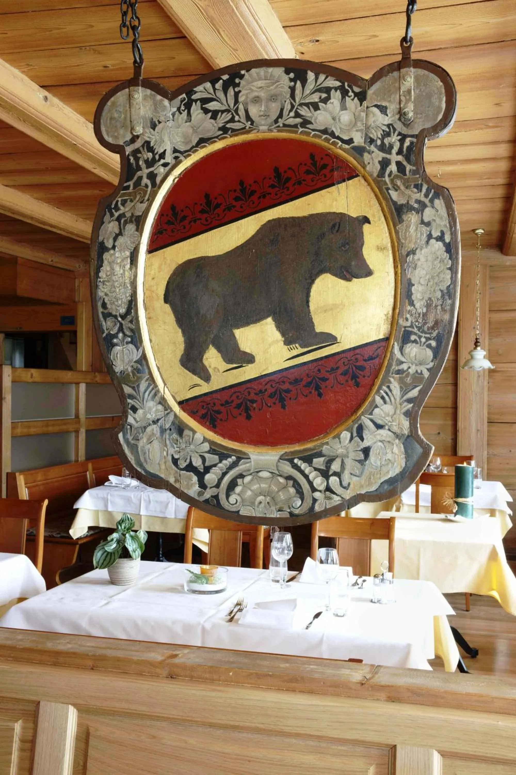 Decorative detail in Hotel Bären