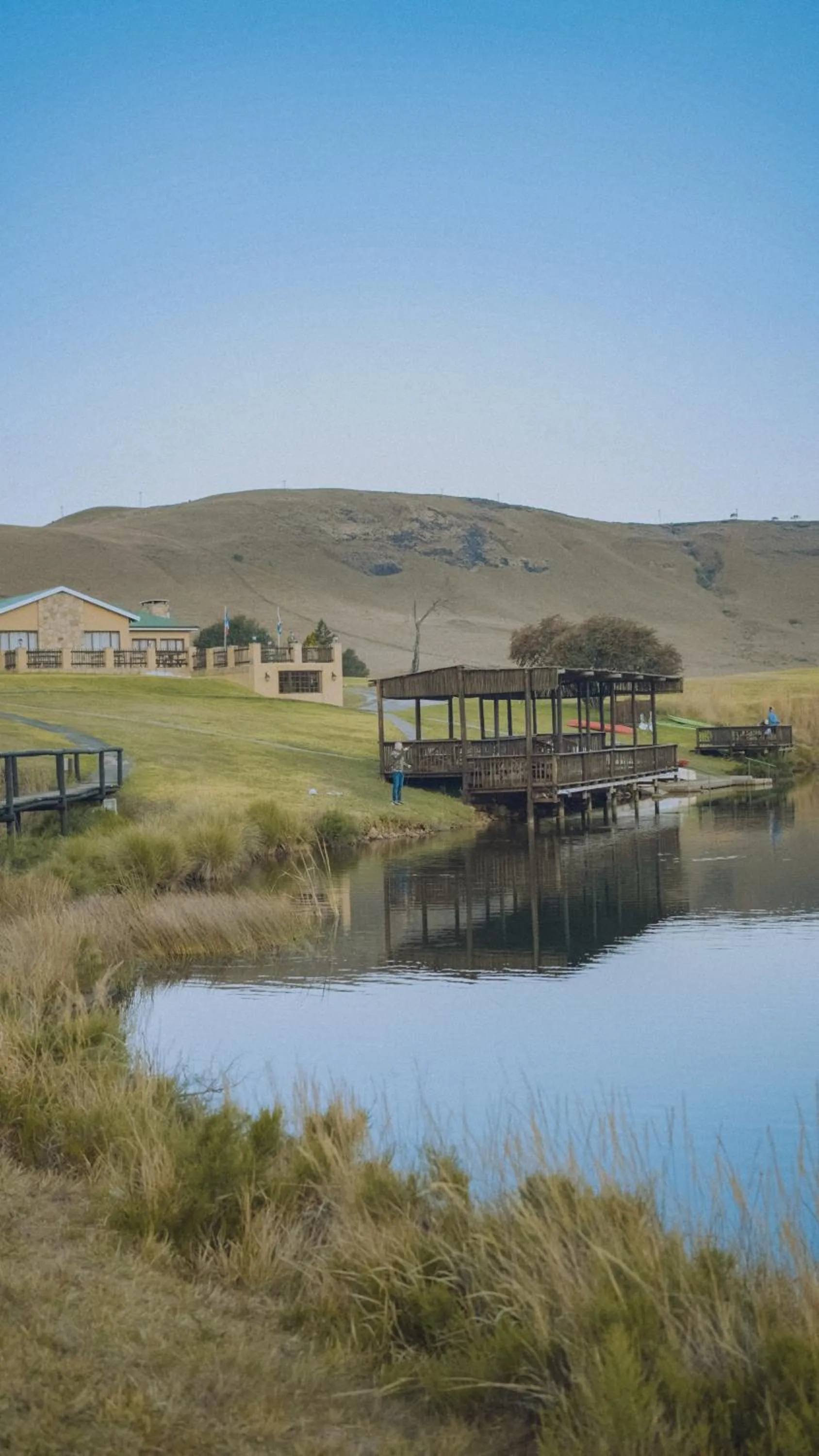 Lake view in Gooderson Drakensberg Gardens Golf & Spa Resort
