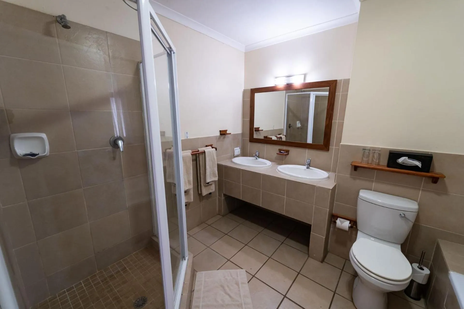 Bathroom in Gooderson Drakensberg Gardens Golf & Spa Resort