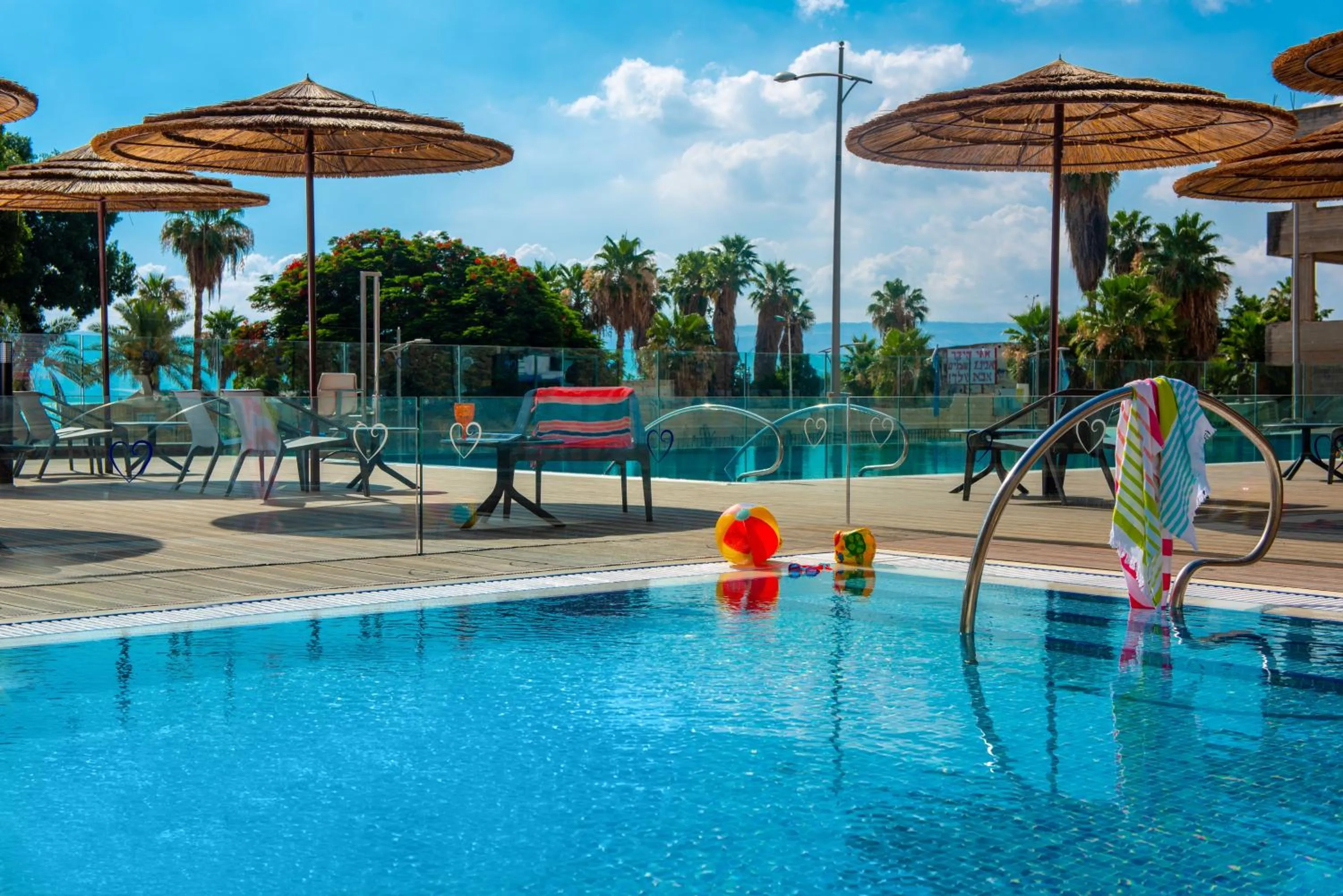 Swimming pool in Leonardo Hotel Tiberias