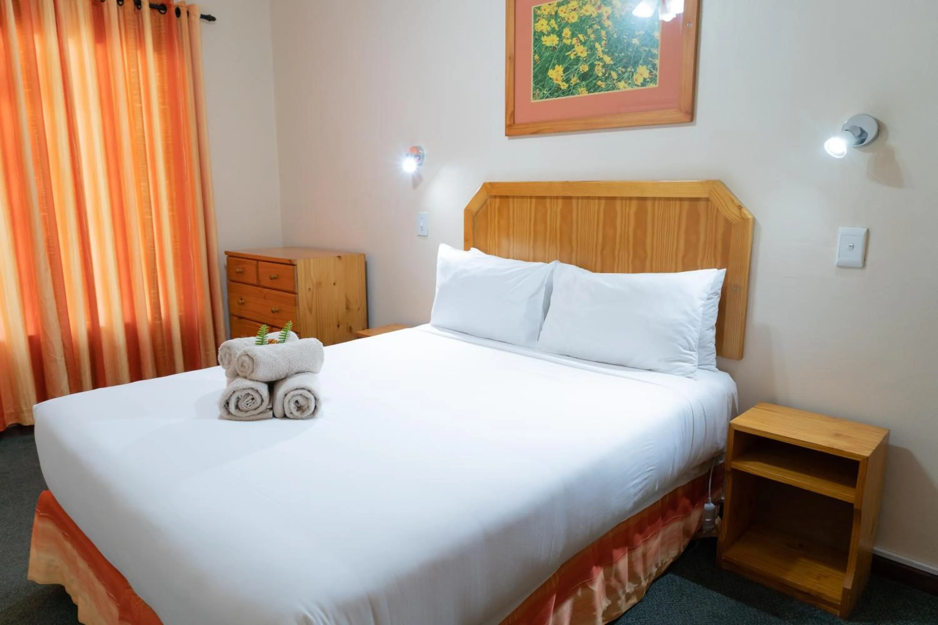 Bedroom, Bed in Gooderson Natal Spa Hot Springs Resort