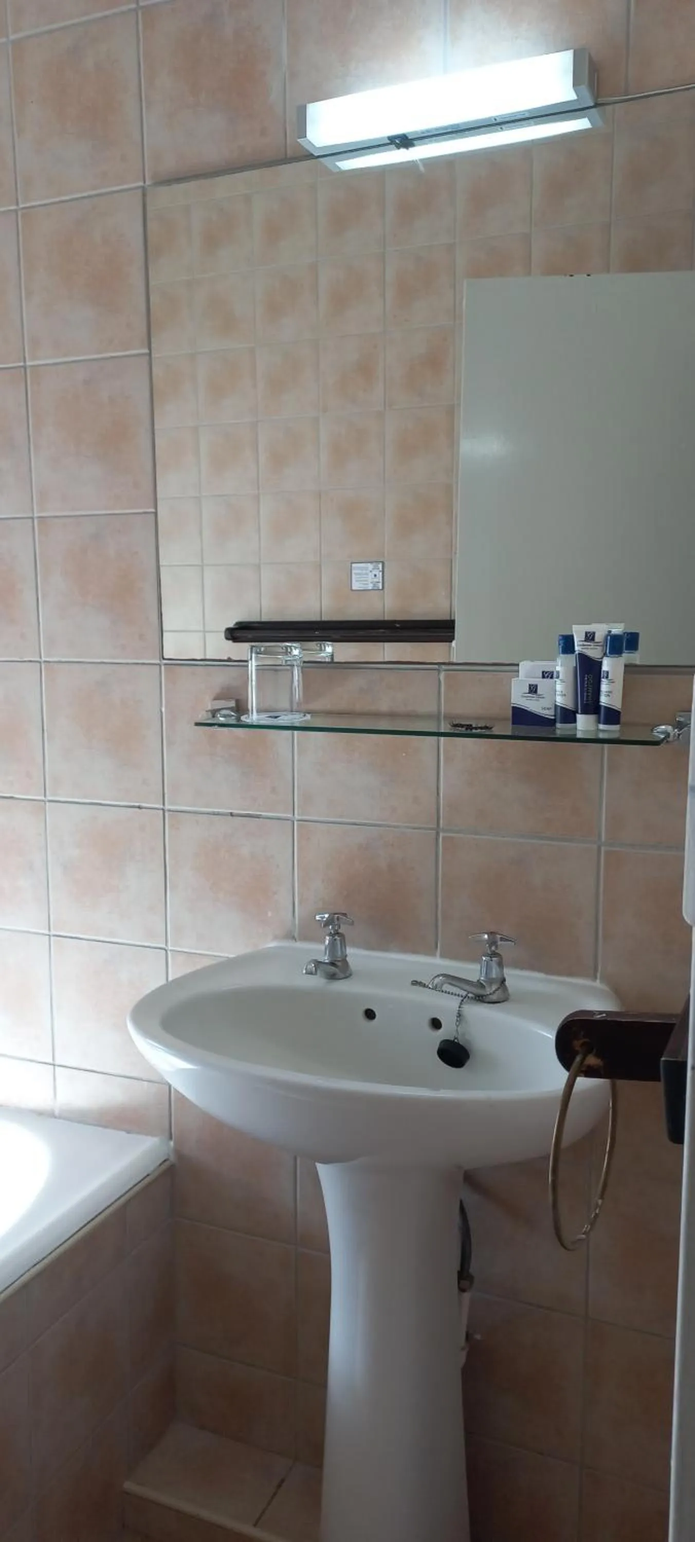 Bathroom in Gooderson Natal Spa Hot Springs Resort