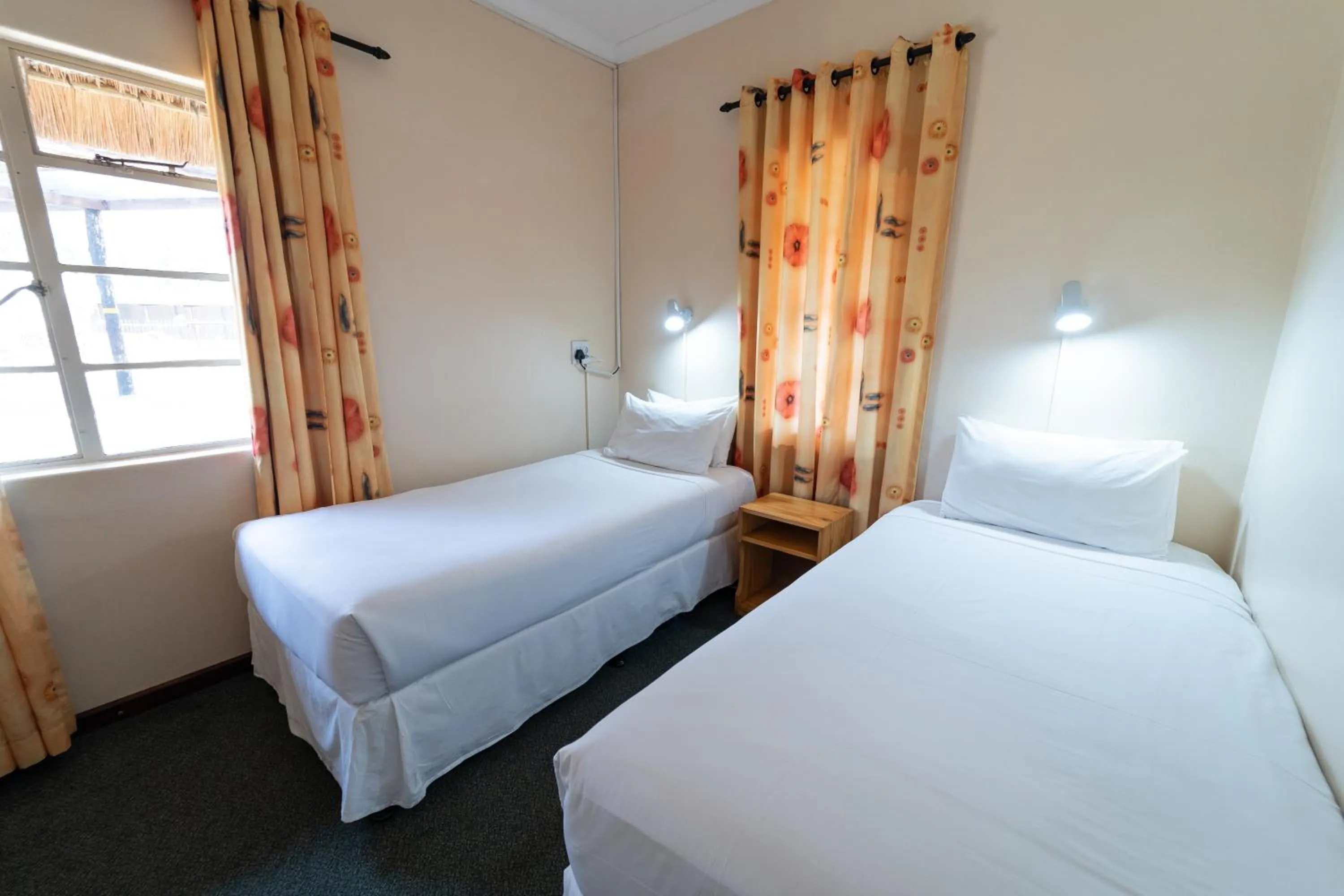 Bedroom, Bed in Gooderson Natal Spa Hot Springs Resort