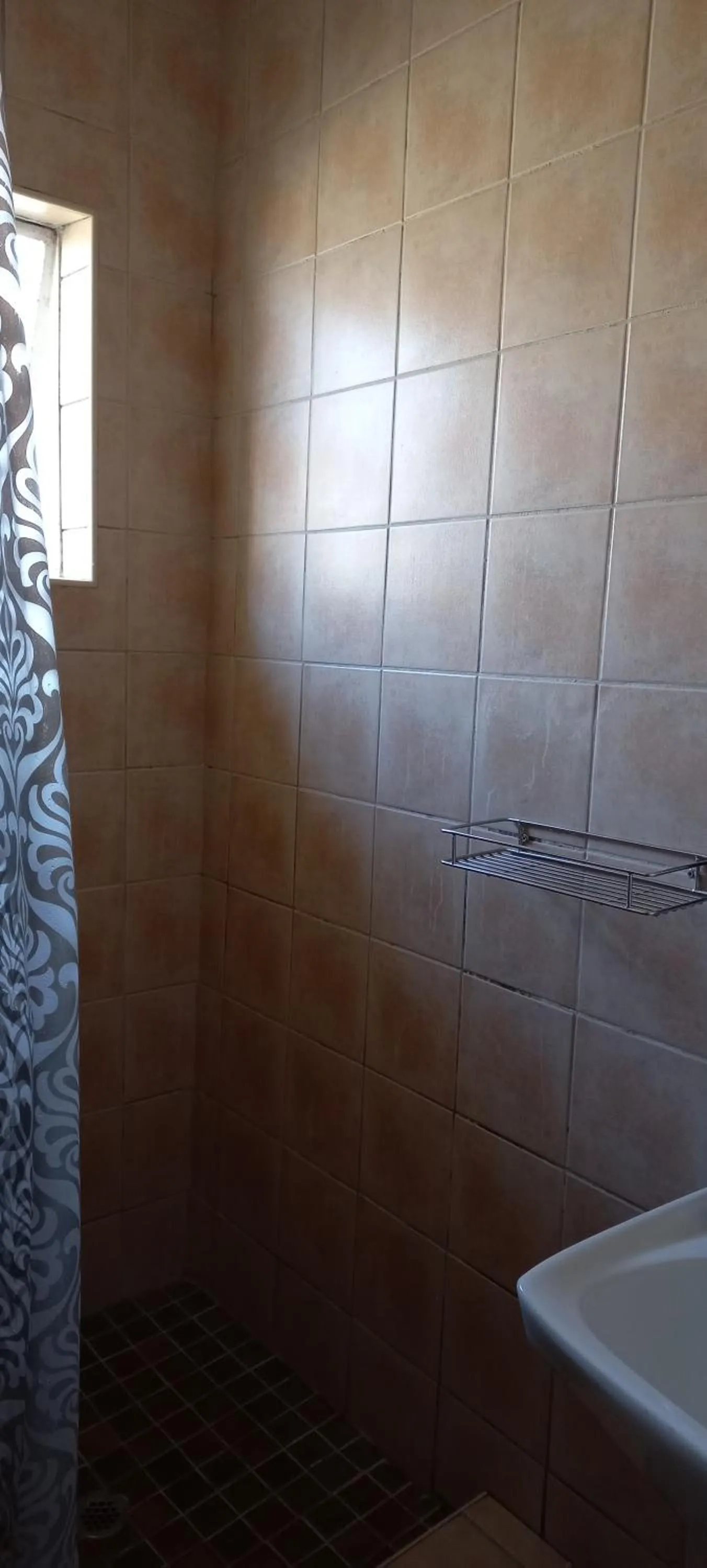 Shower in Gooderson Natal Spa Hot Springs Resort