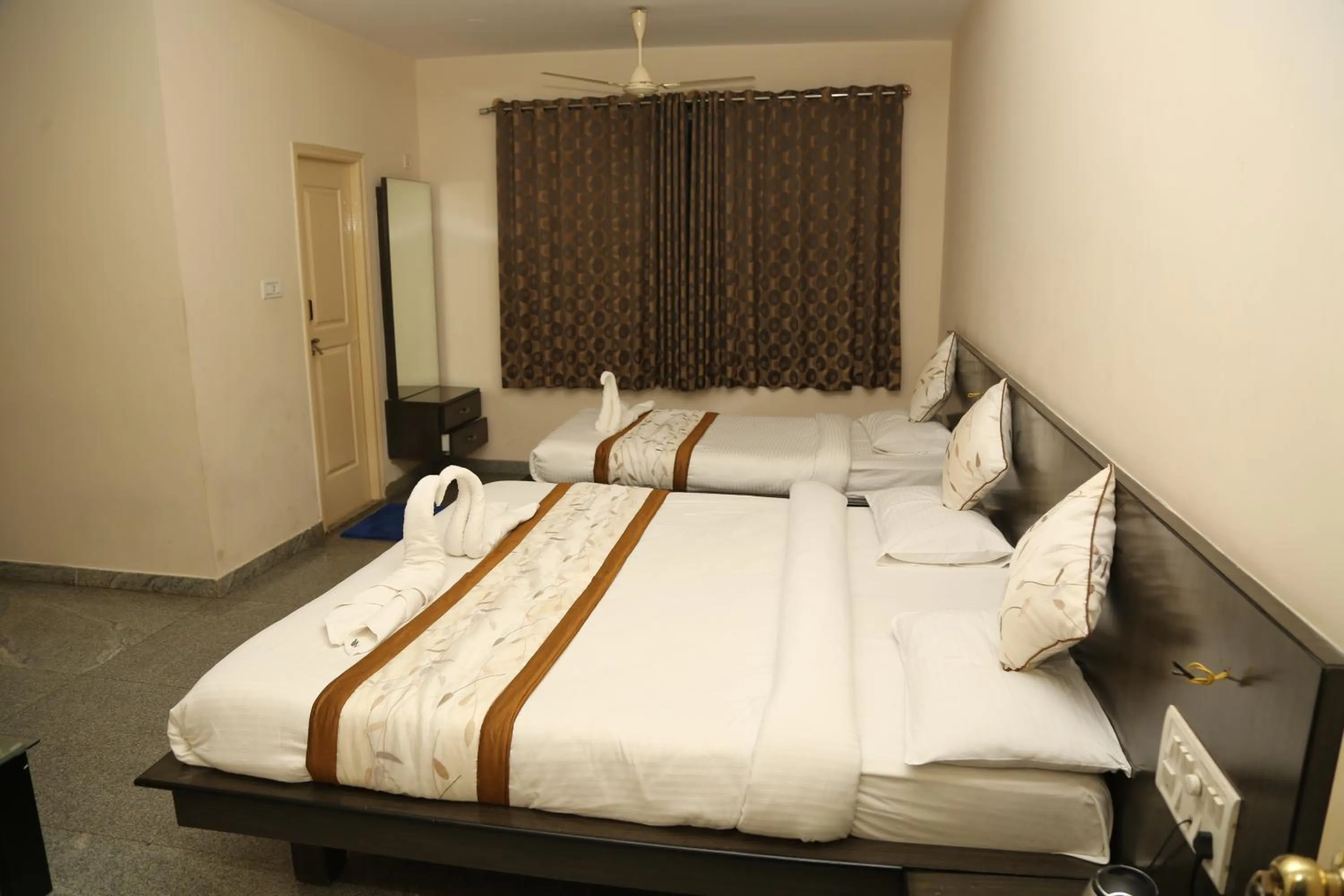 Photo of the whole room in Soundarya Hotel