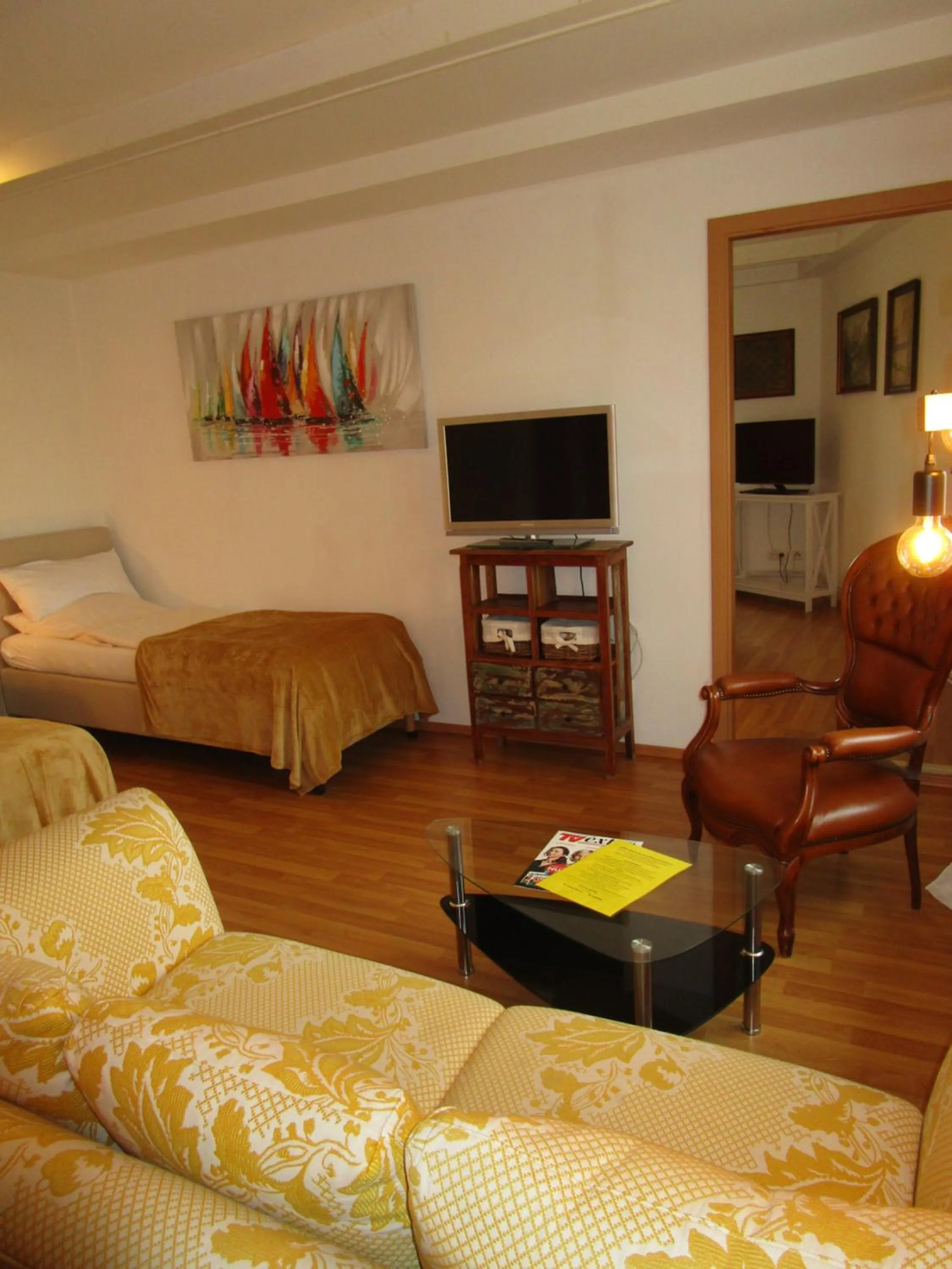 Living room, Bed in Landhaus Hammoor Stieper Gastronomie GmbH