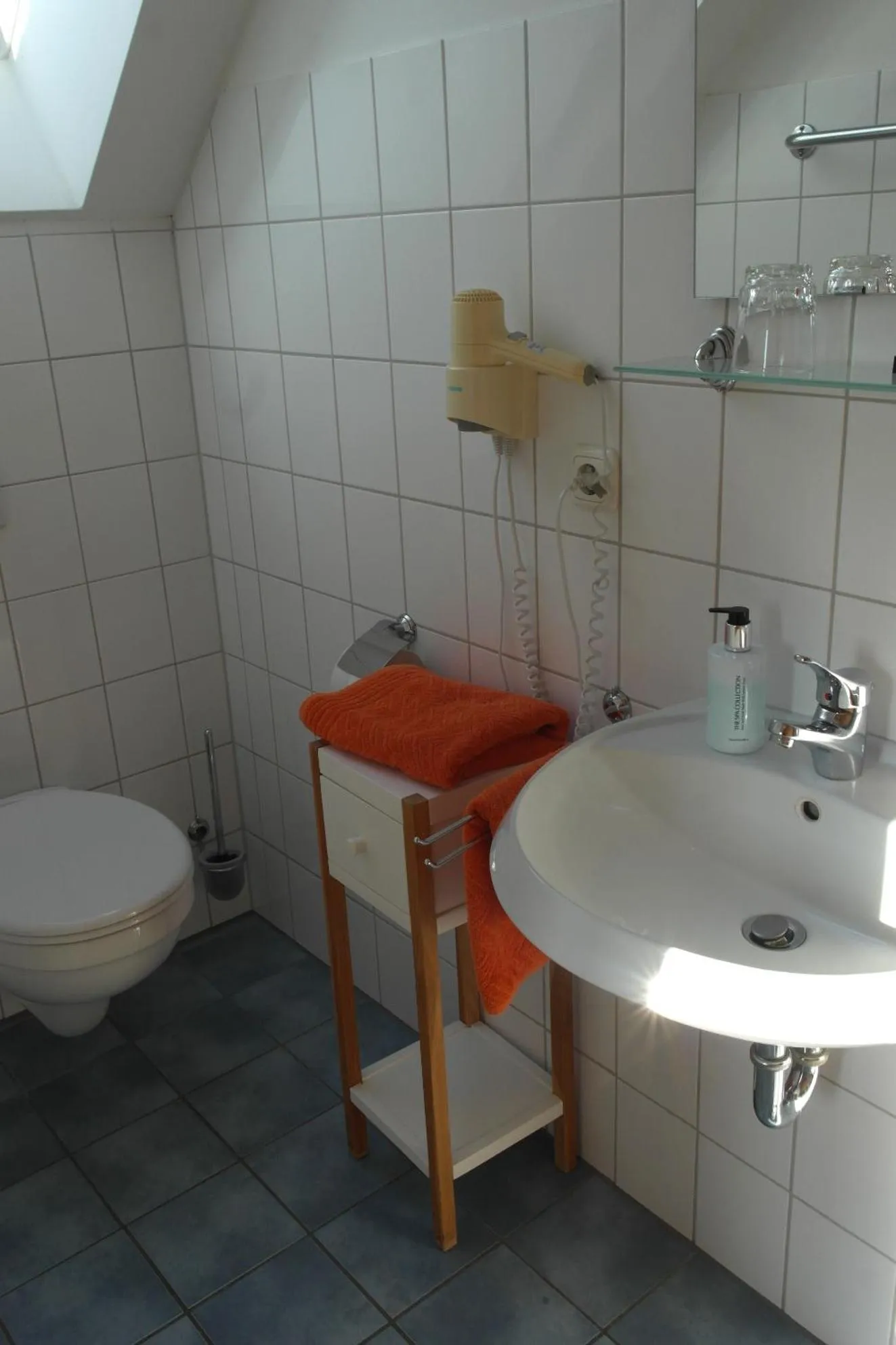 Bathroom in Landhaus Hammoor Stieper Gastronomie GmbH