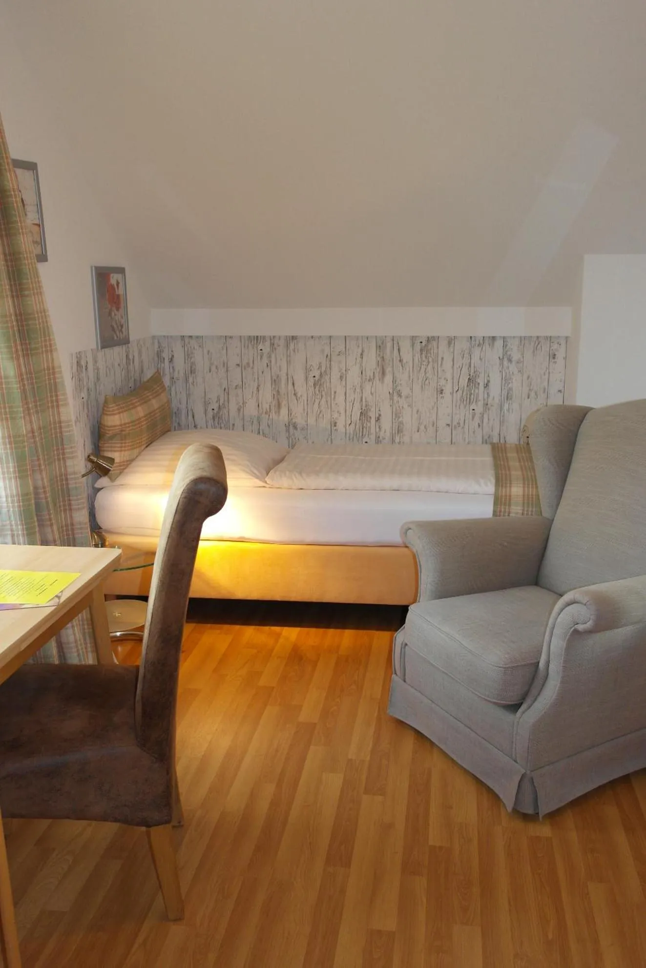 Photo of the whole room, Bed in Landhaus Hammoor Stieper Gastronomie GmbH