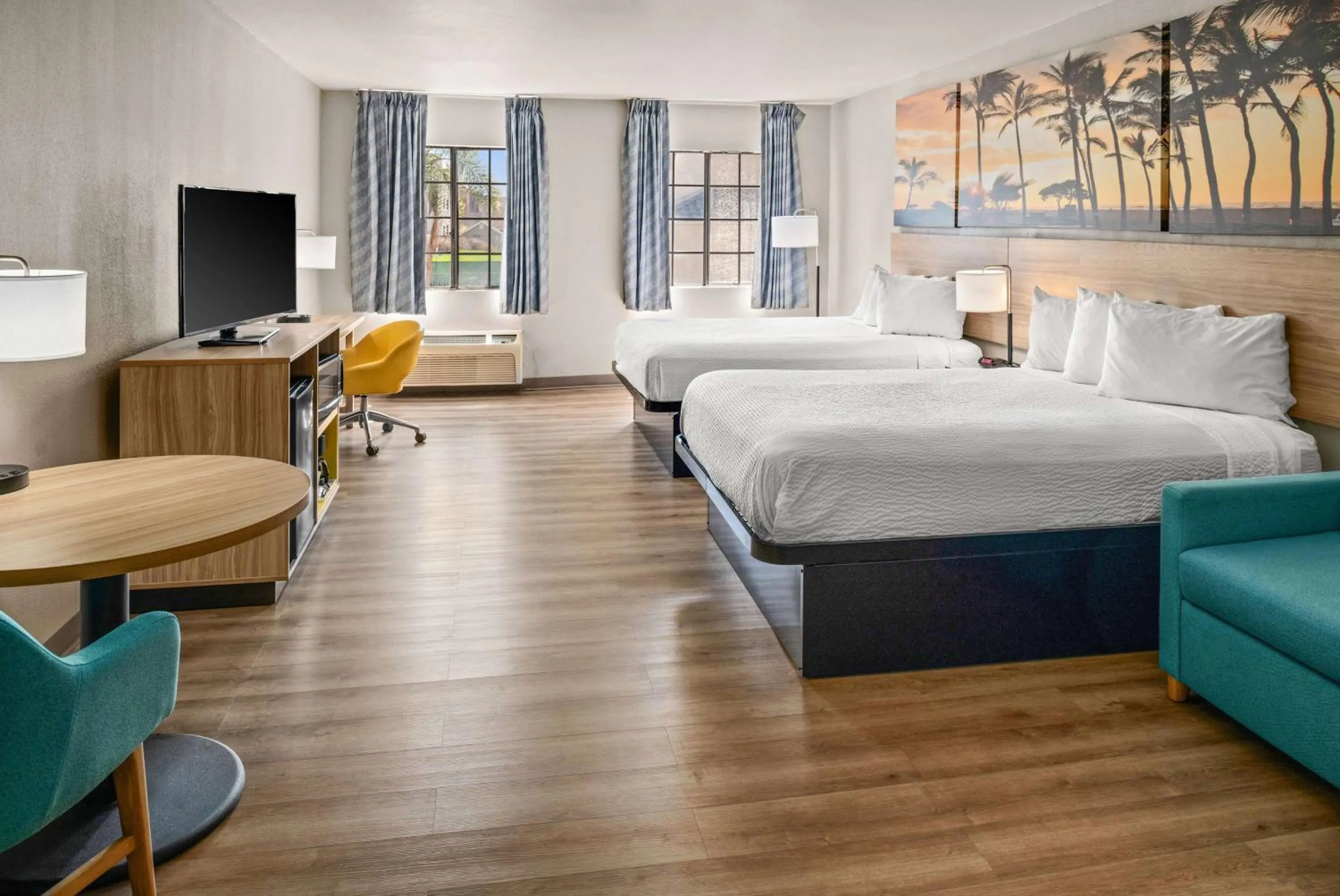 Photo of the whole room, Bed in Days Inn & Suites by Wyndham Artesia