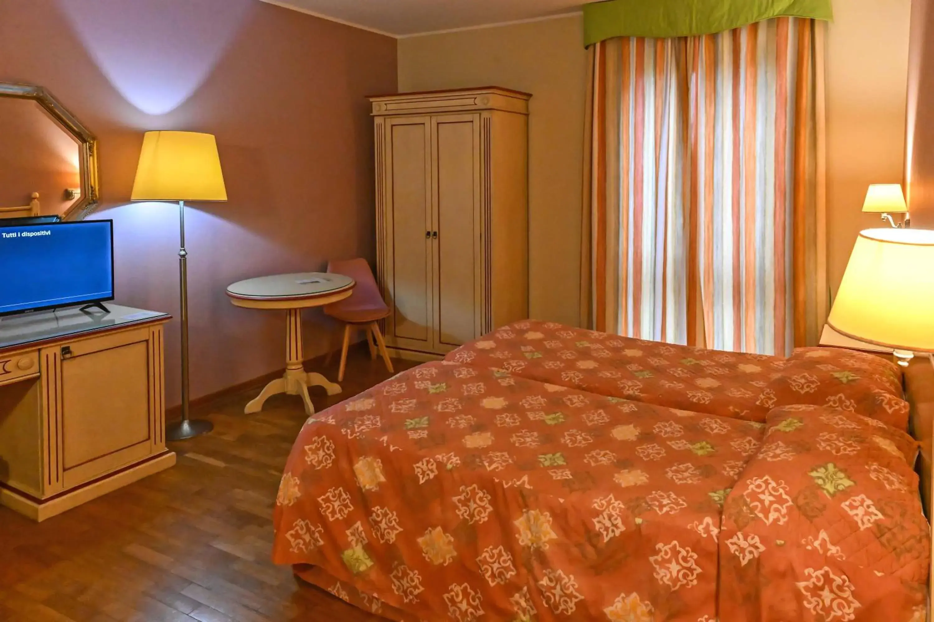 Bed in Hotel Matteotti Bed in Hotel Matteotti