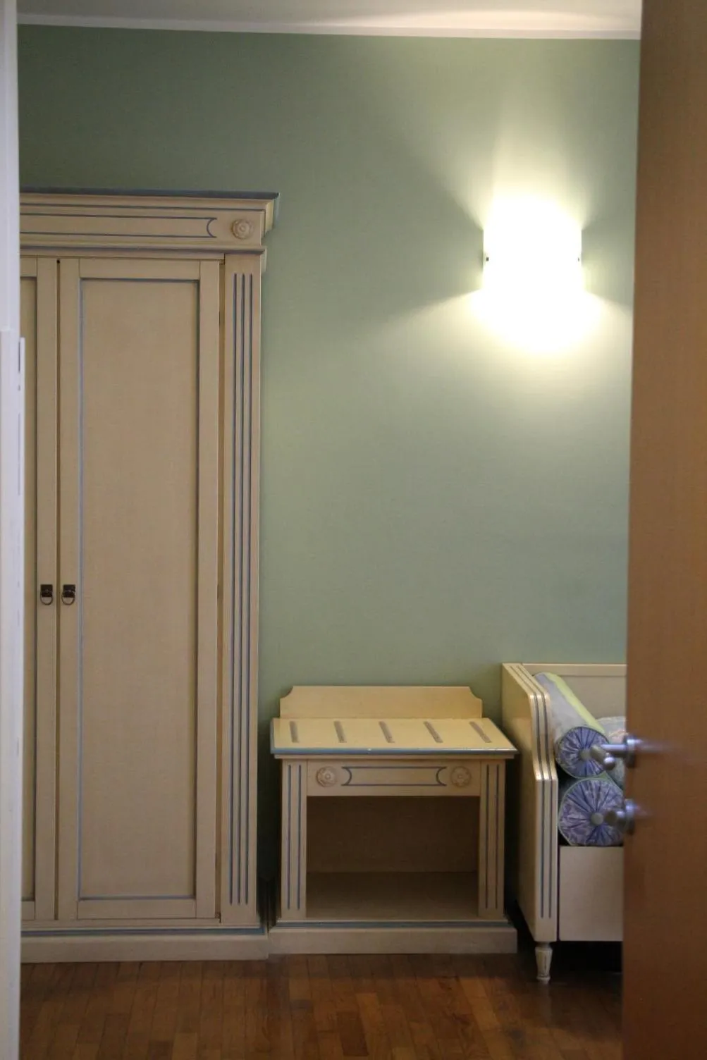 Decorative detail in Hotel Matteotti