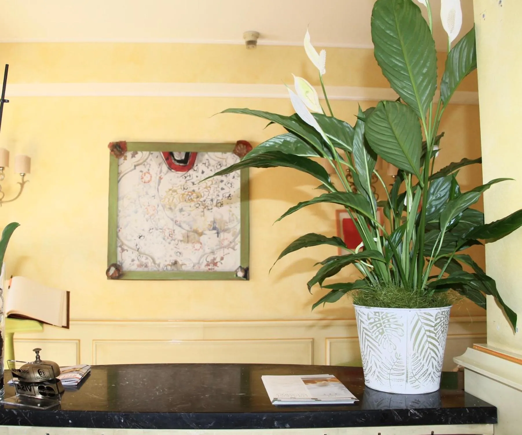 Decorative detail in Hotel Matteotti