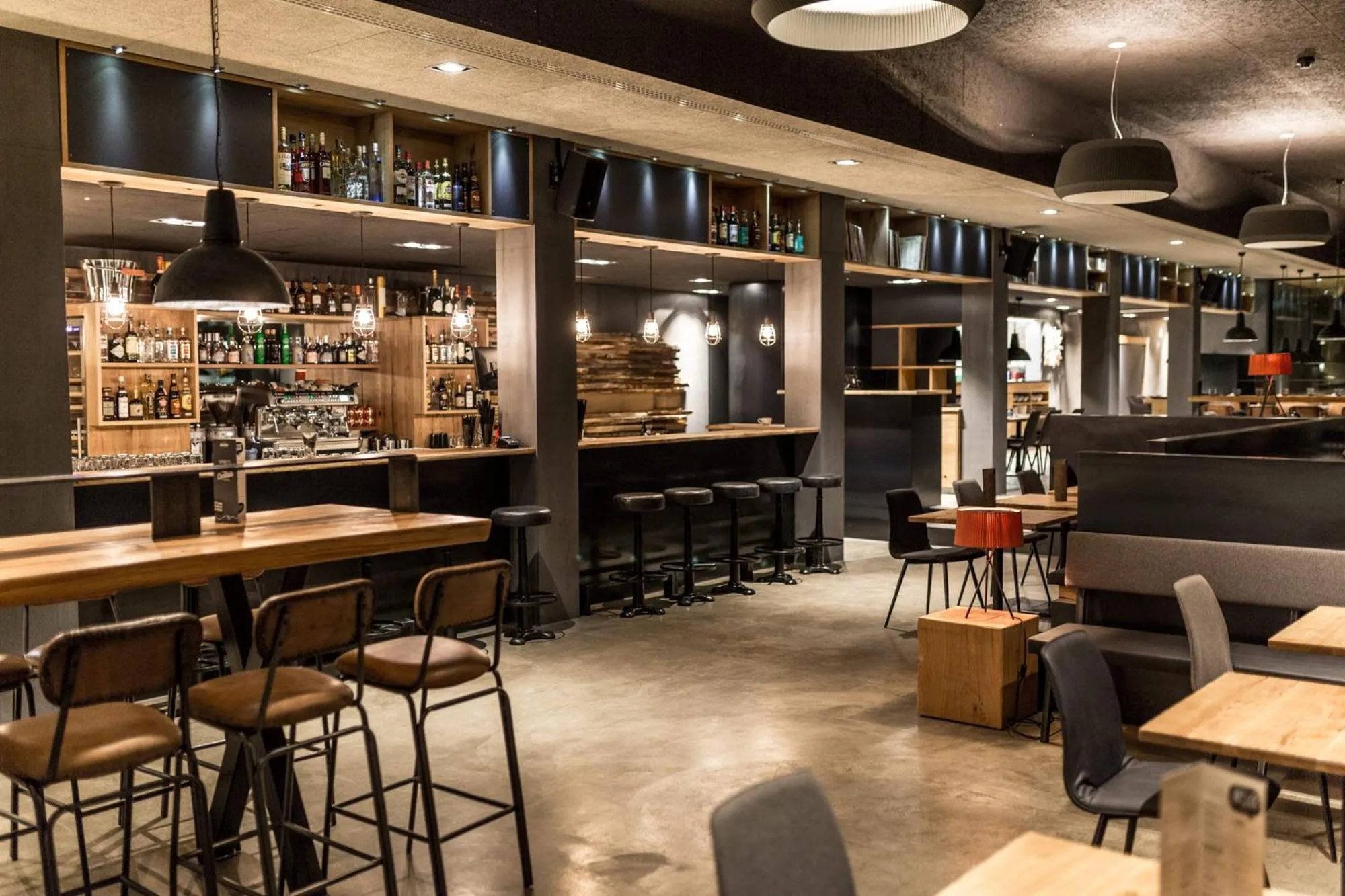 Restaurant/places to eat in Revier Mountain Lodge Lenzerheide