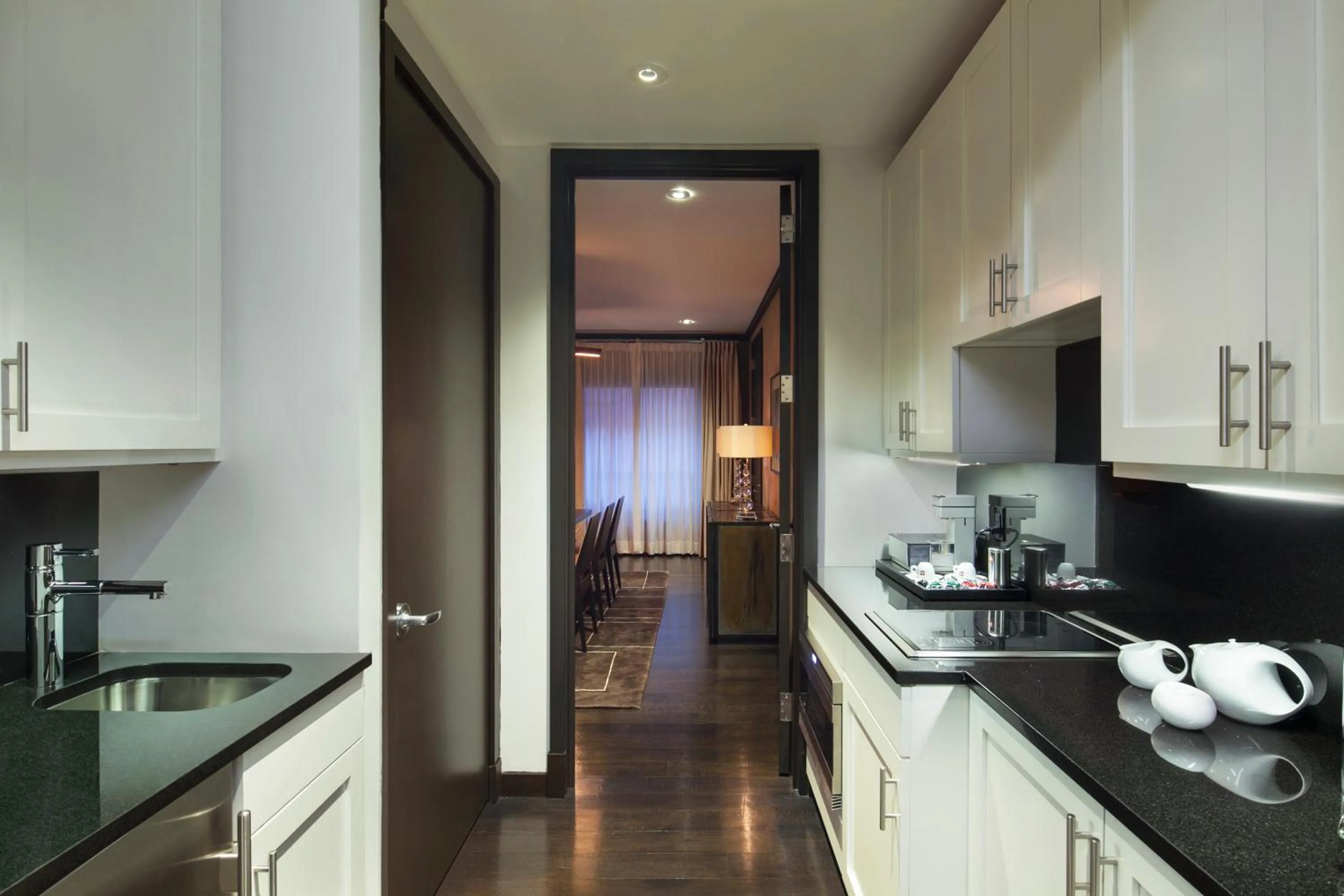 Kitchen or kitchenette in The Chatwal, The Unbound Collection by Hyatt