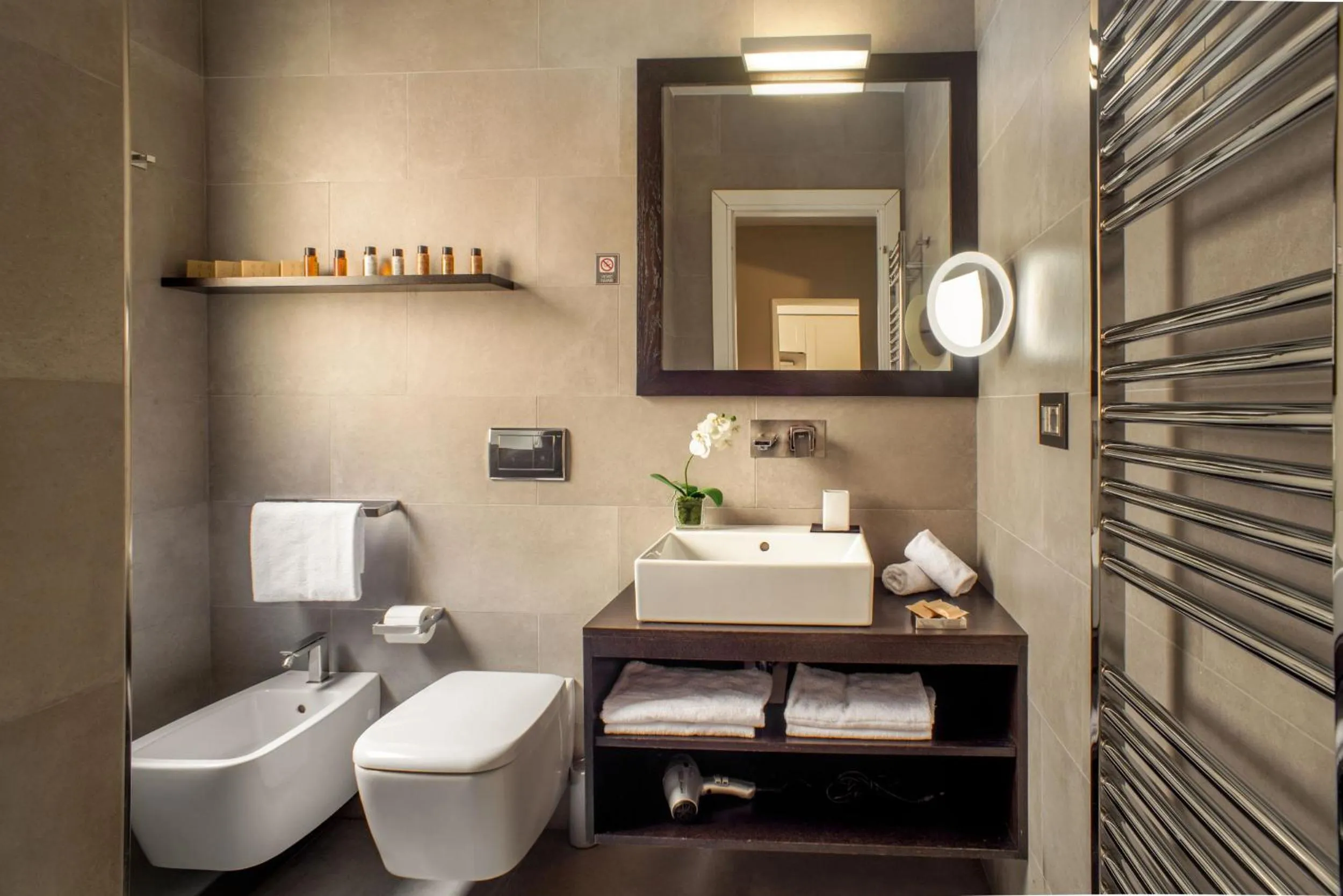 Bathroom in Les Fleurs Luxury House