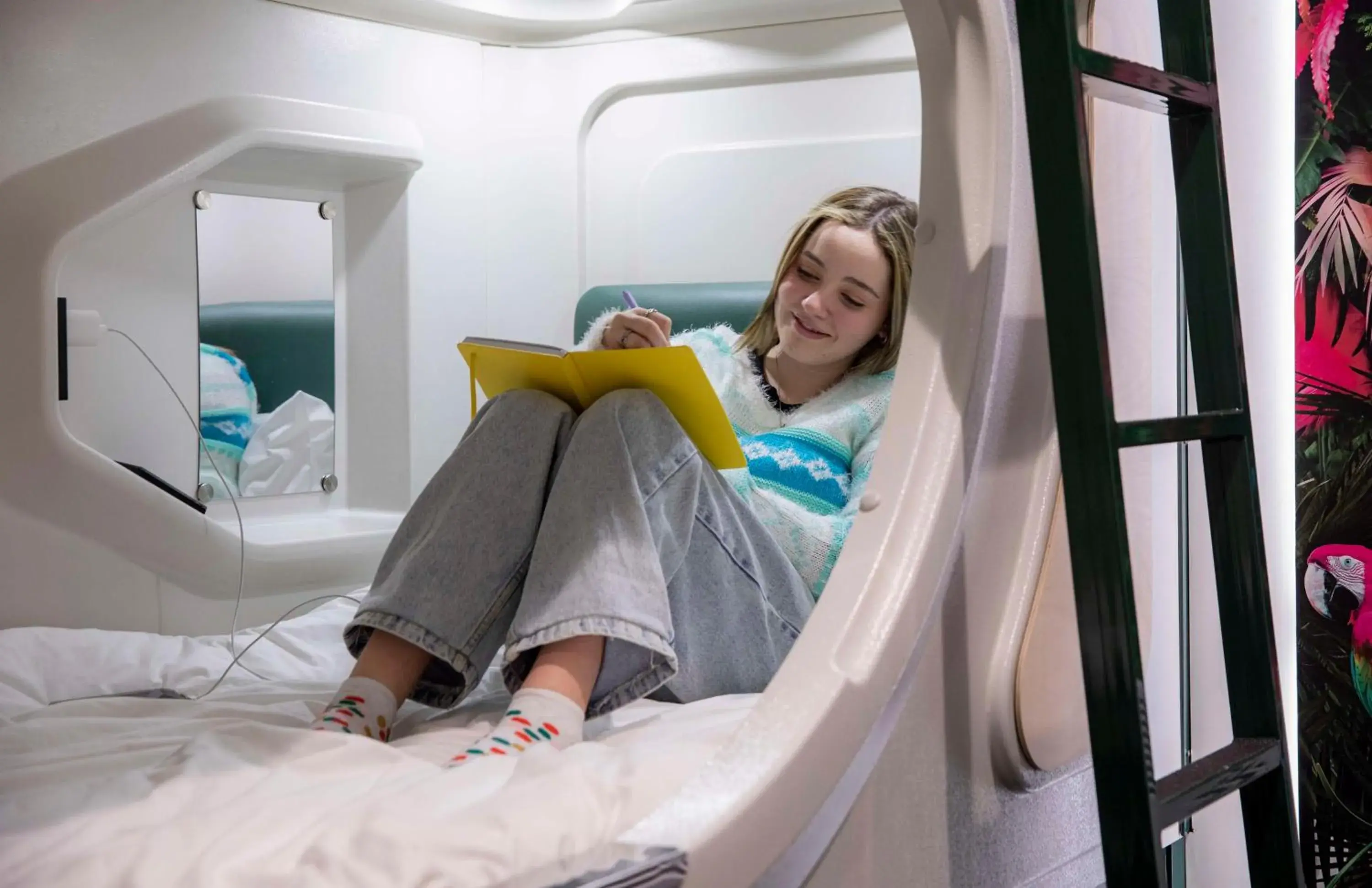 Bedroom, Bed in LyLo Queenstown Bedroom, Bed in LyLo Queenstown