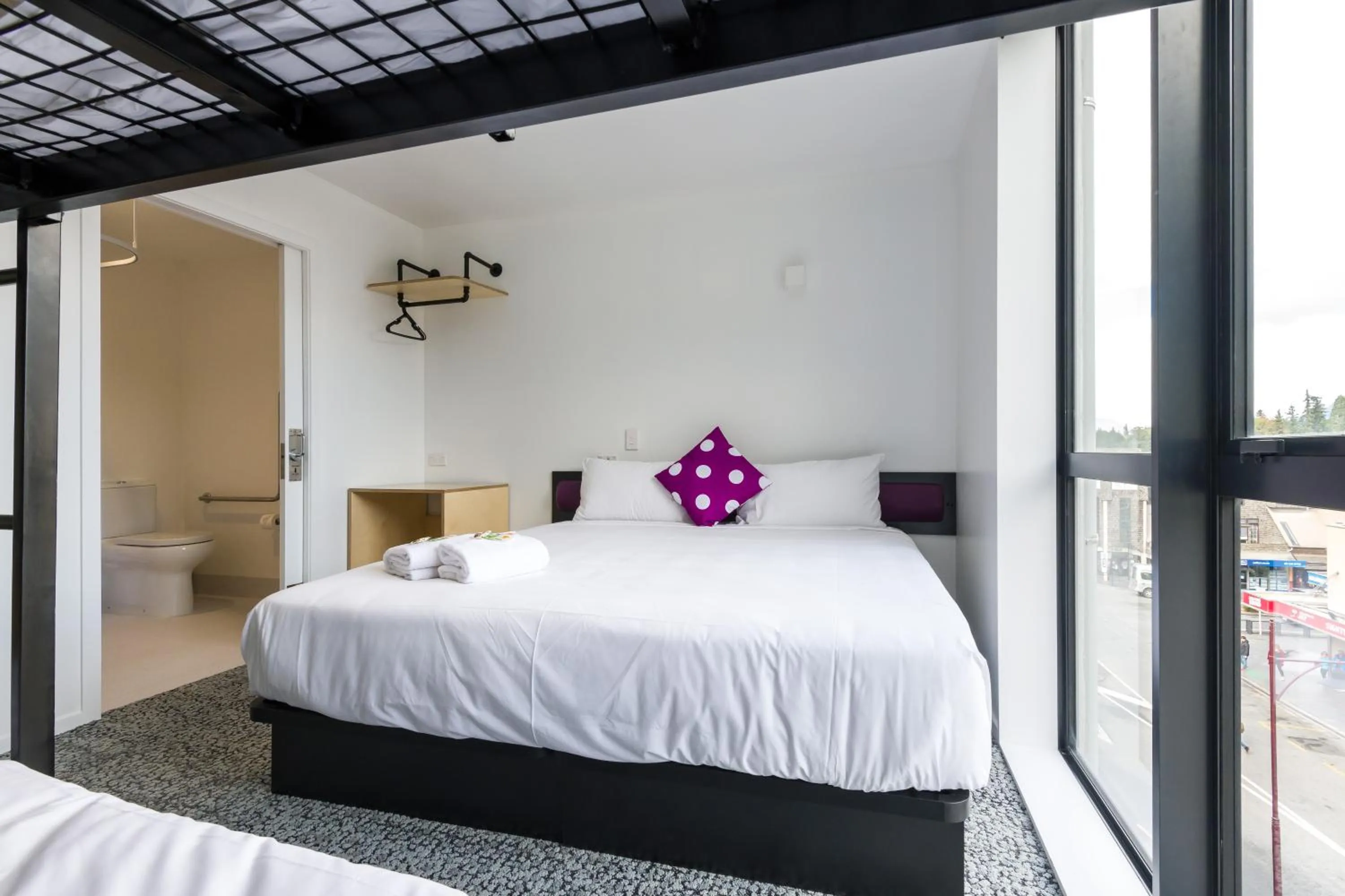 Bed in LyLo Queenstown