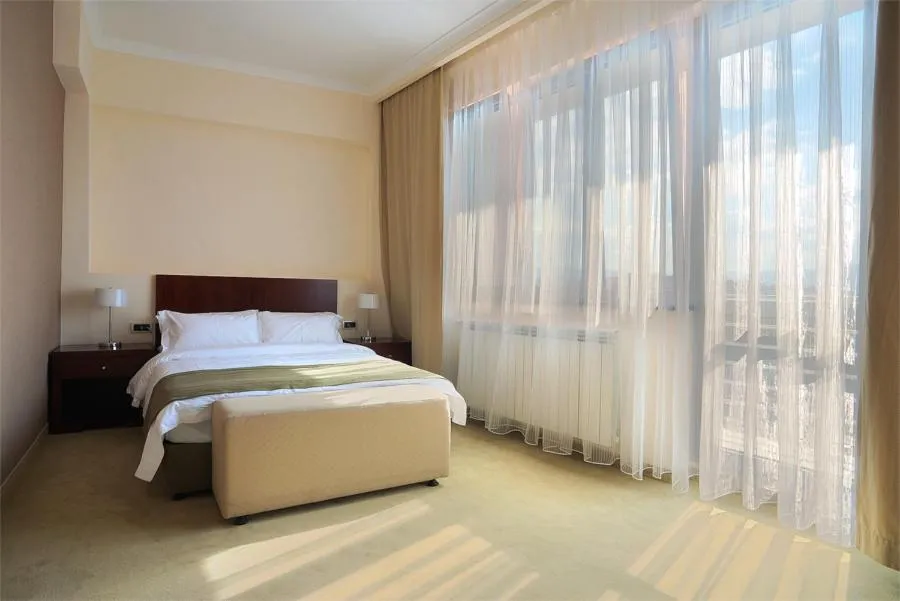 Day, Bed in Hotel Turist