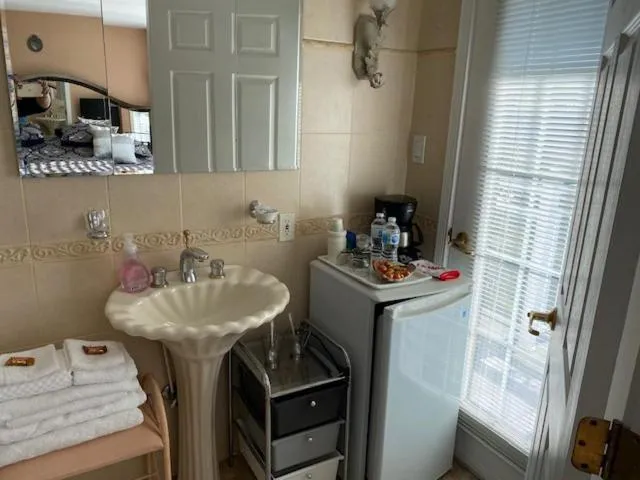 Ocean Breeze Executive Bed and Breakfast