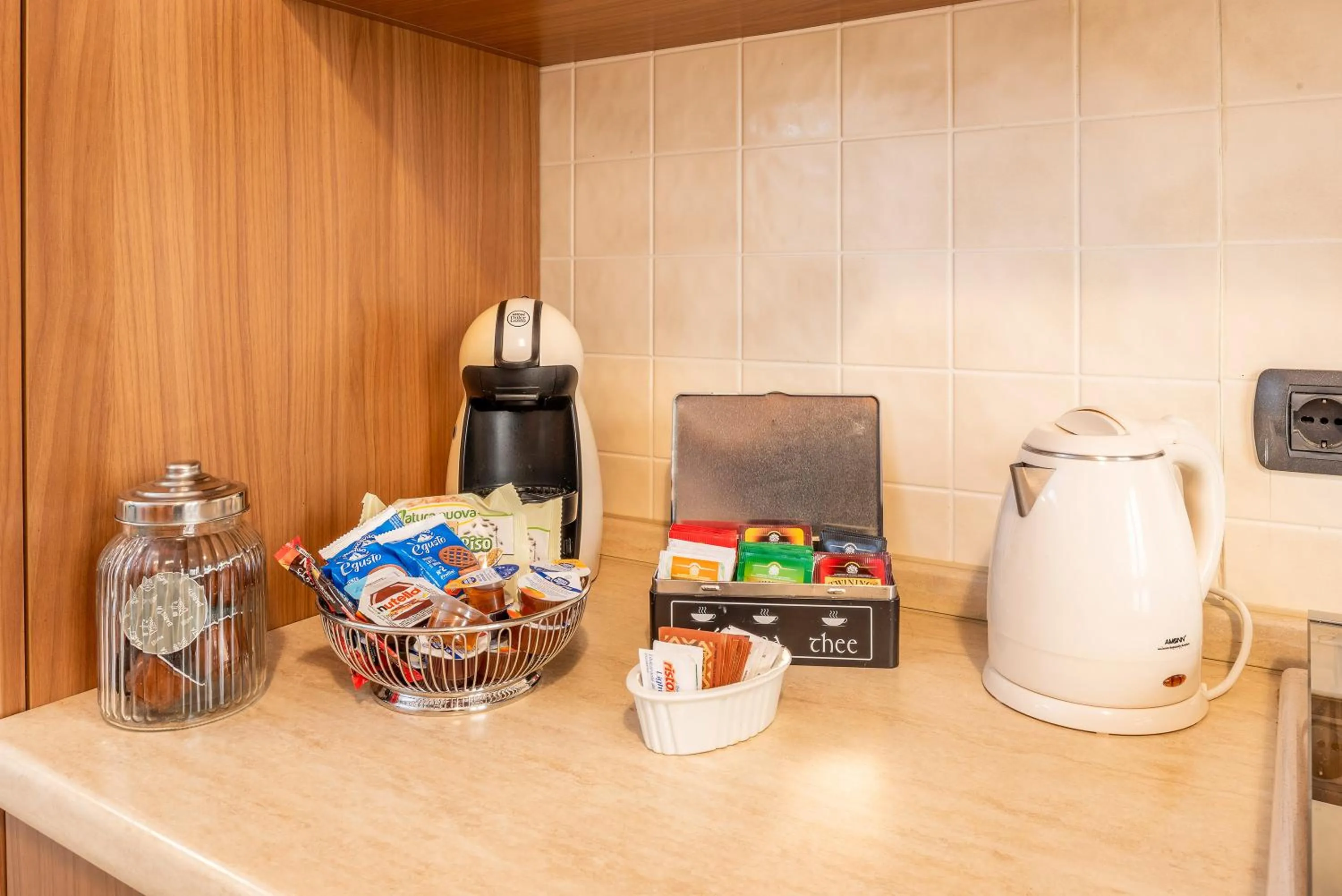 Coffee/tea facilities in Hotel Taormina