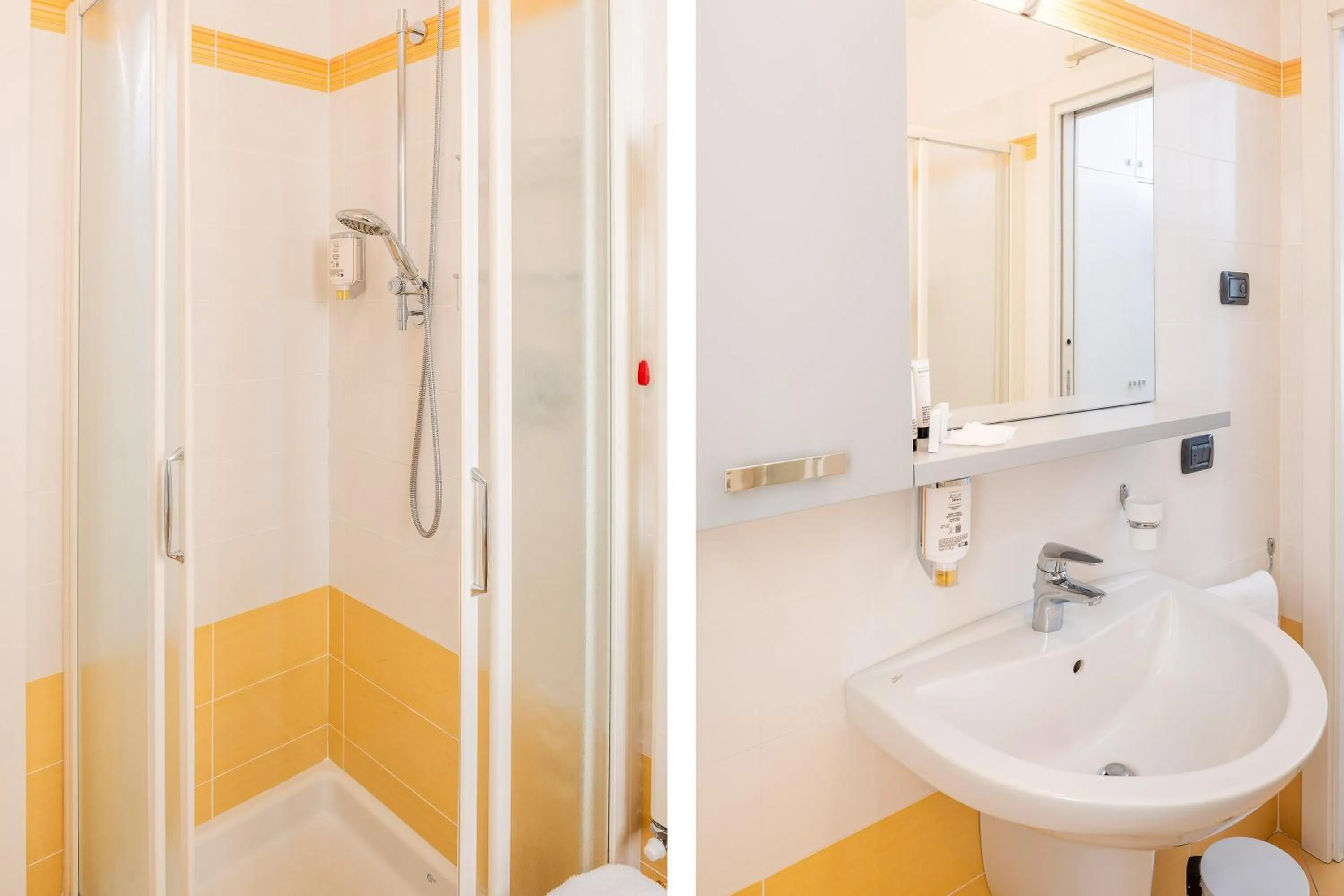 Shower in Hotel Taormina