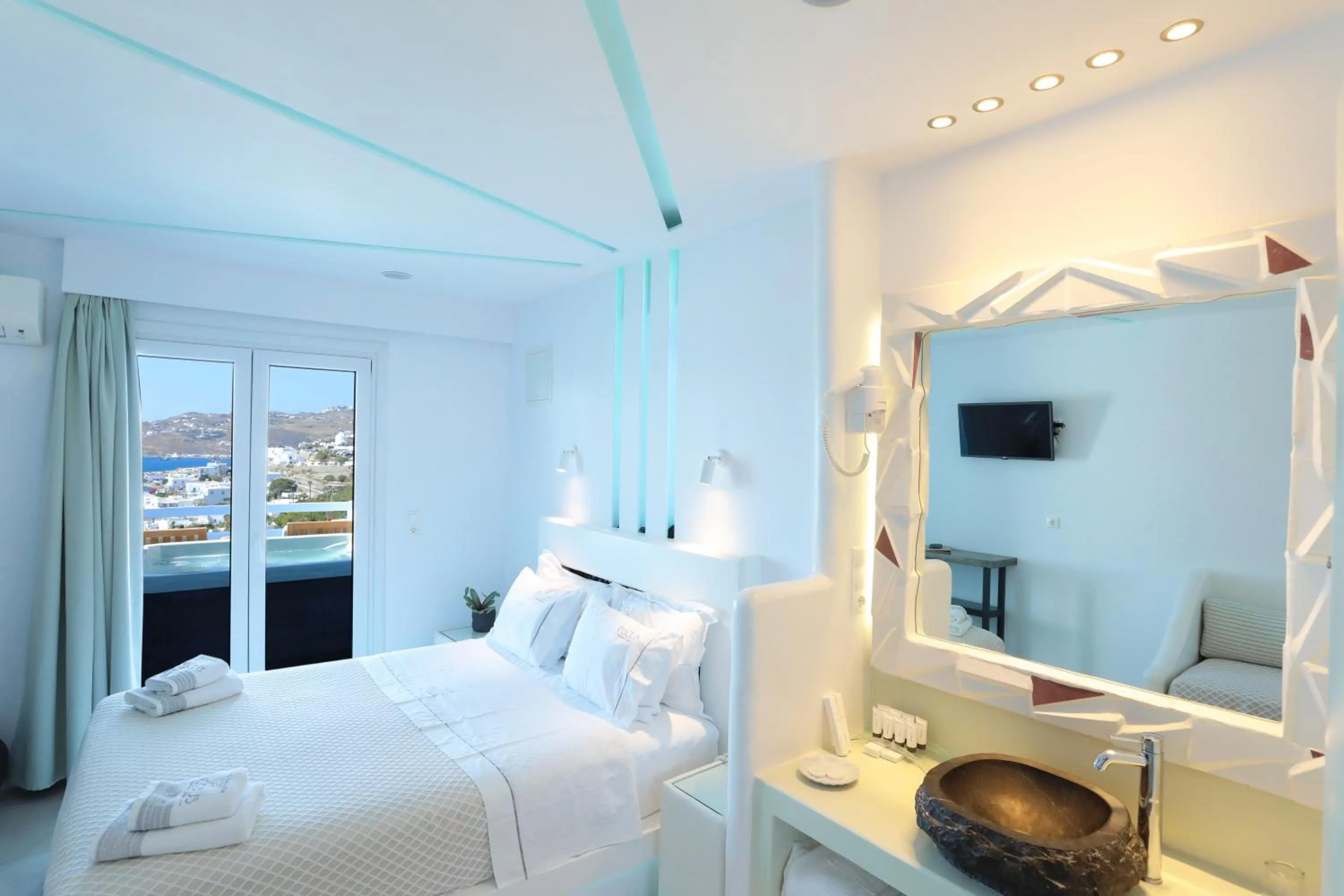 Bed in Ibiscus Boutique