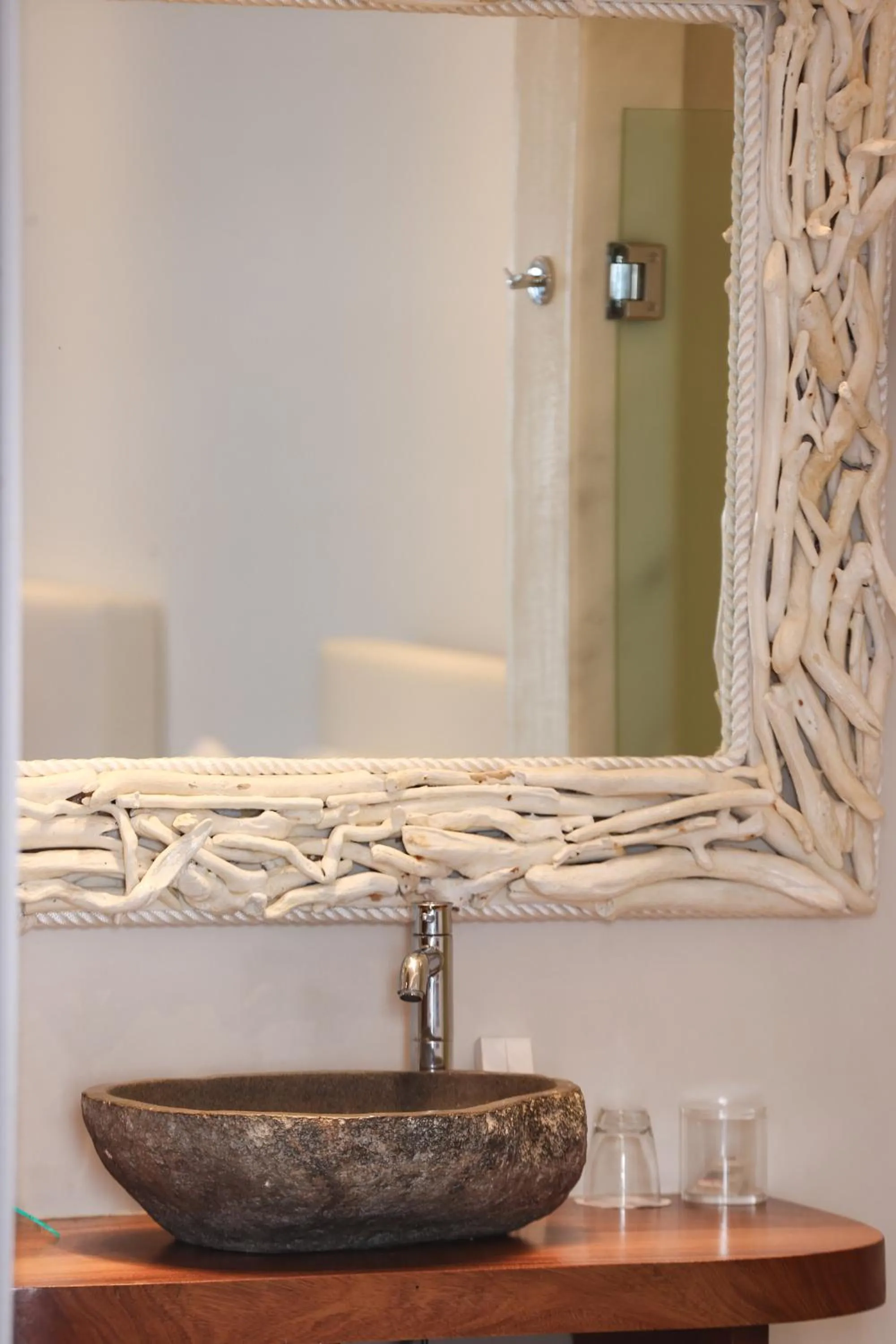 Bathroom in Ibiscus Boutique