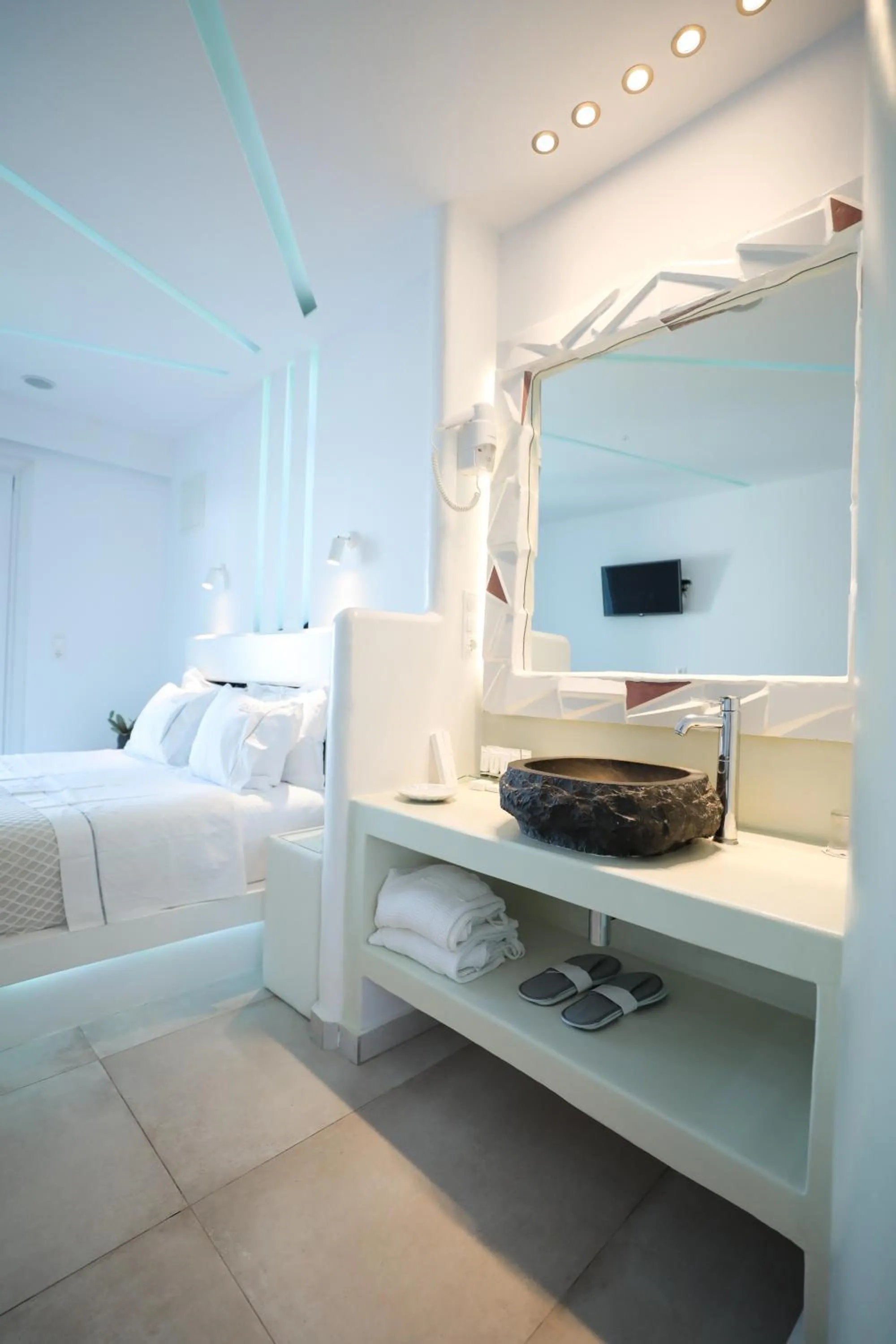 Bedroom, Bed in Ibiscus Boutique