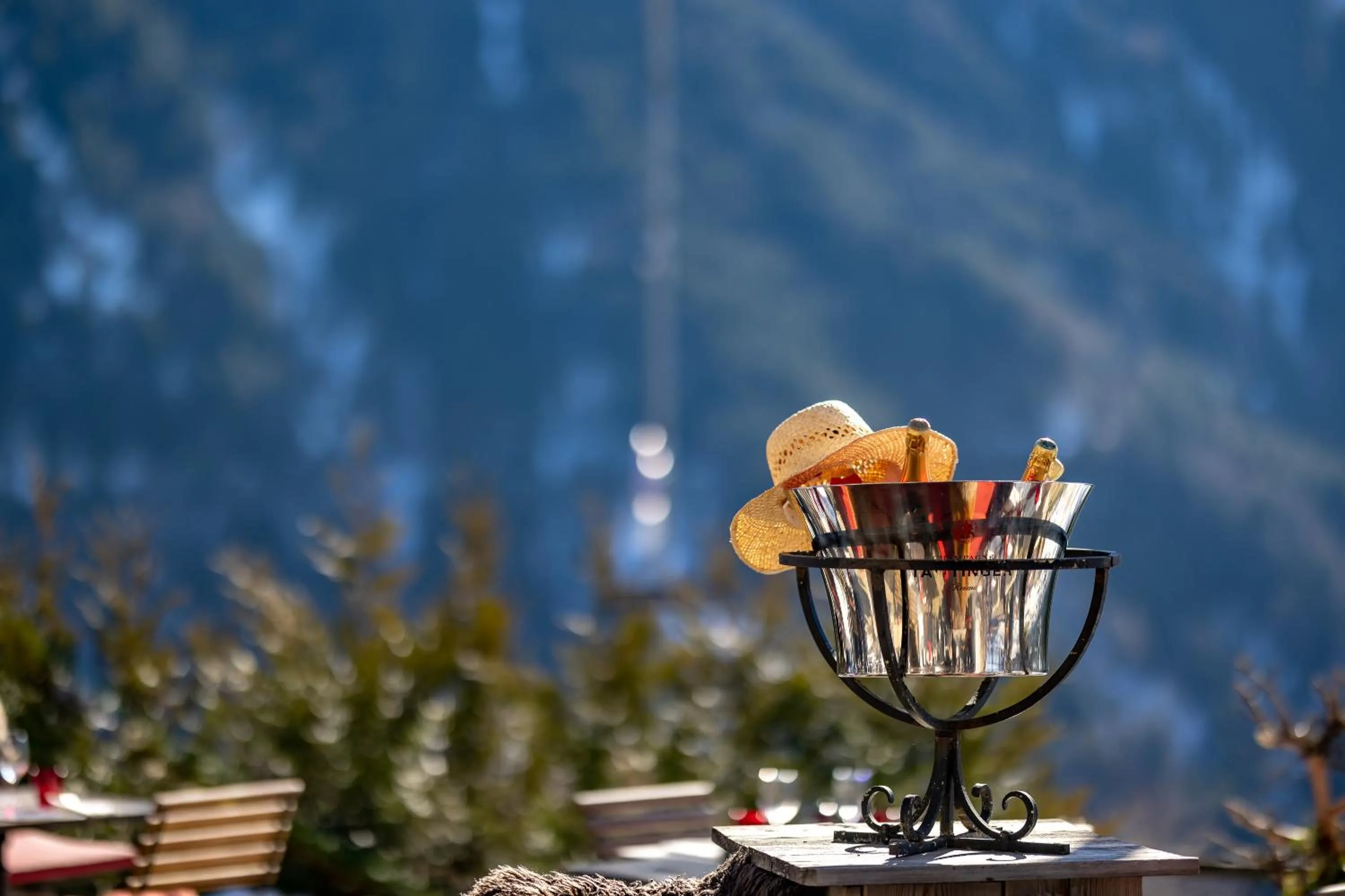 Patio in Le Coucou Hotel Restaurant & Lounge-Bar