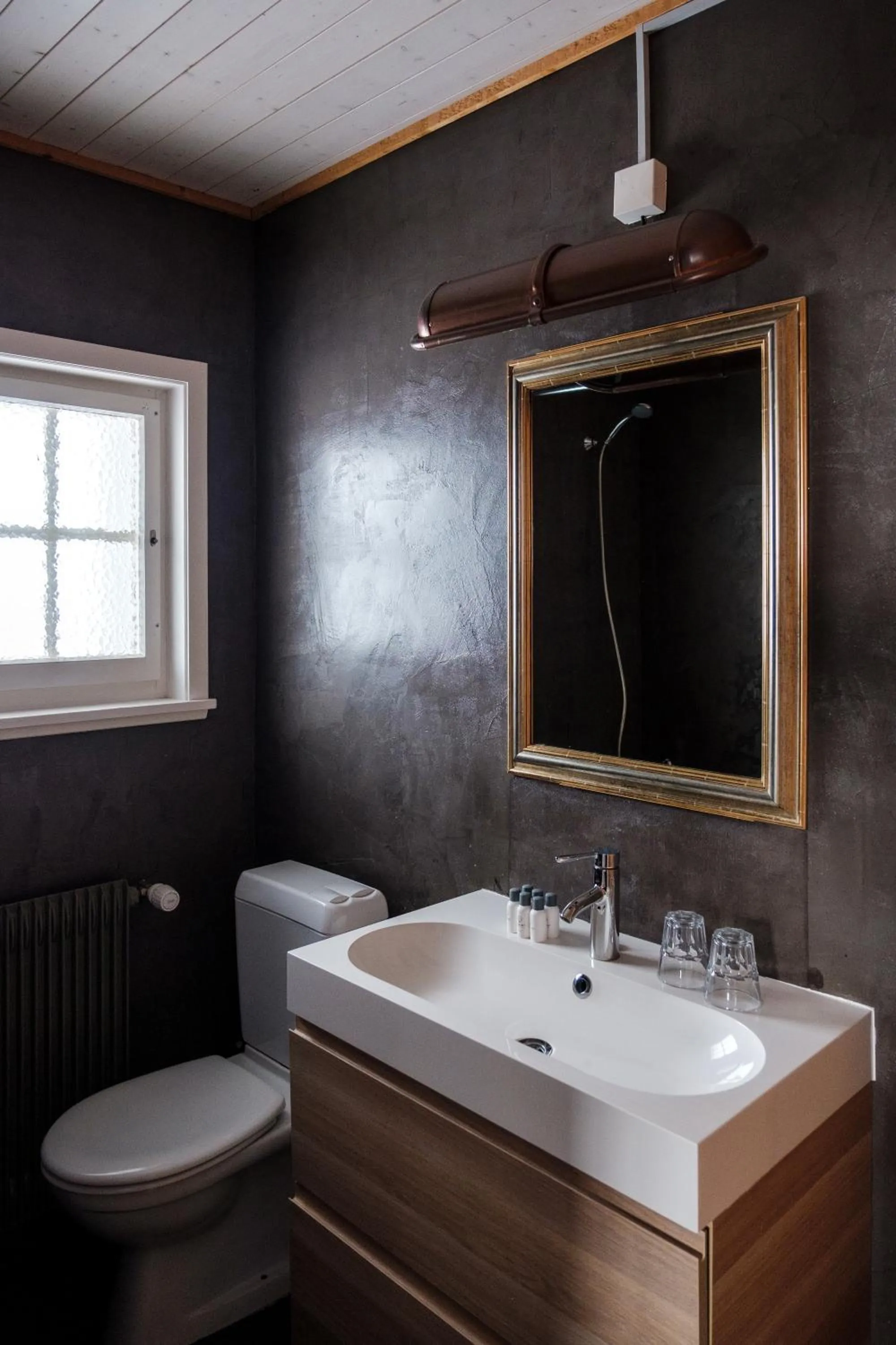 Bathroom in Le Coucou Hotel Restaurant & Lounge-Bar