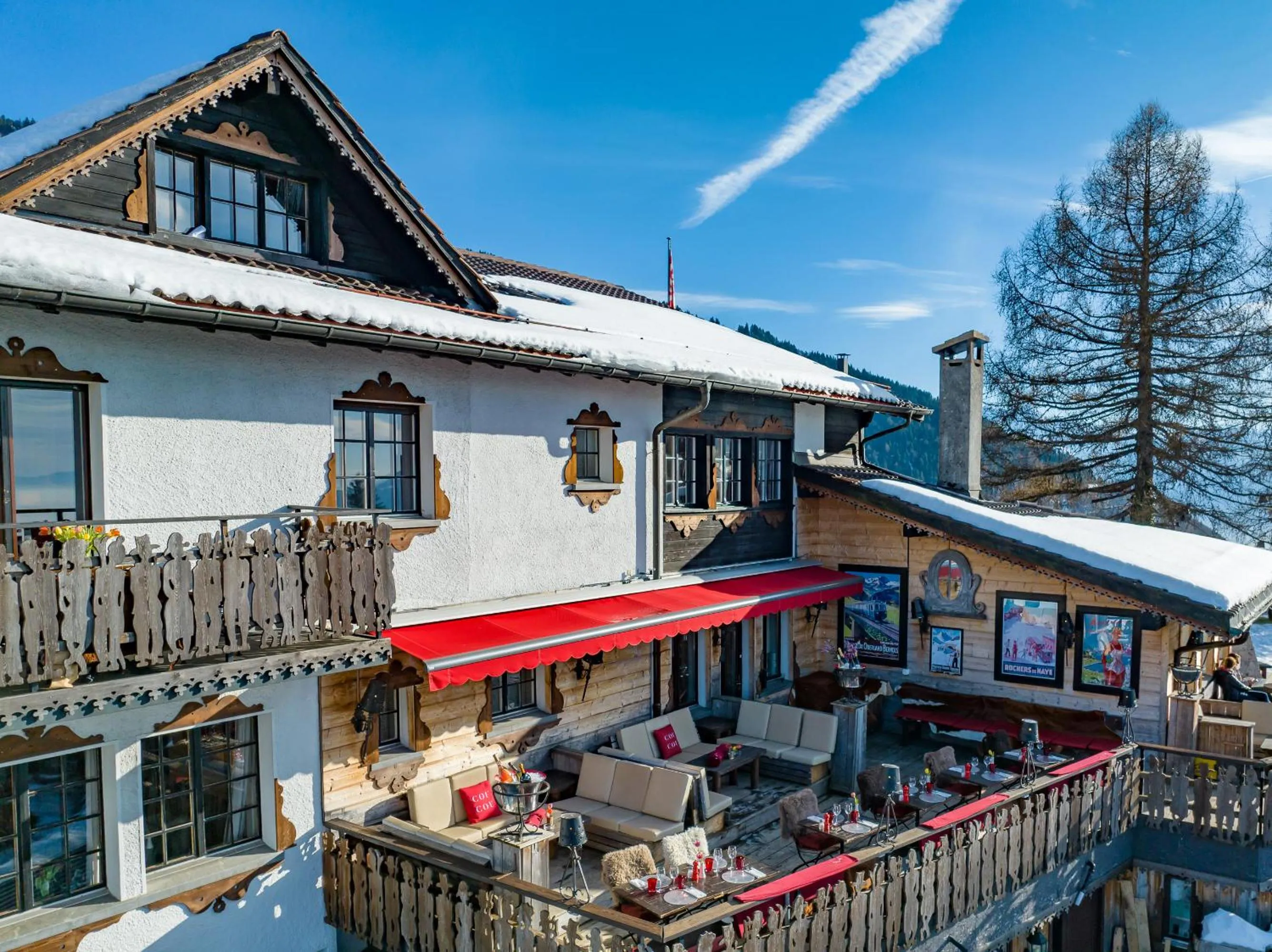 Patio in Le Coucou Hotel Restaurant & Lounge-Bar