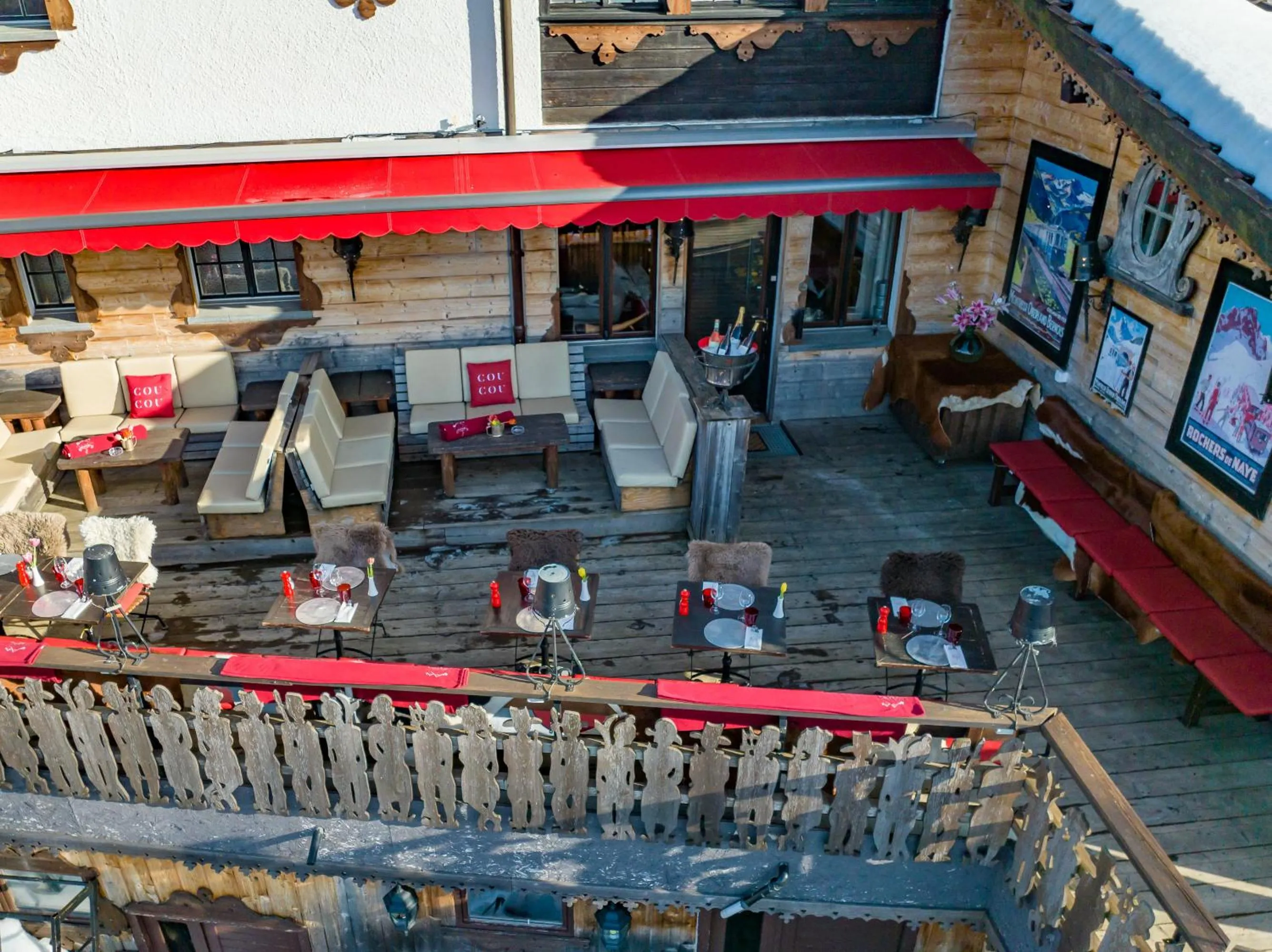 Patio in Le Coucou Hotel Restaurant & Lounge-Bar