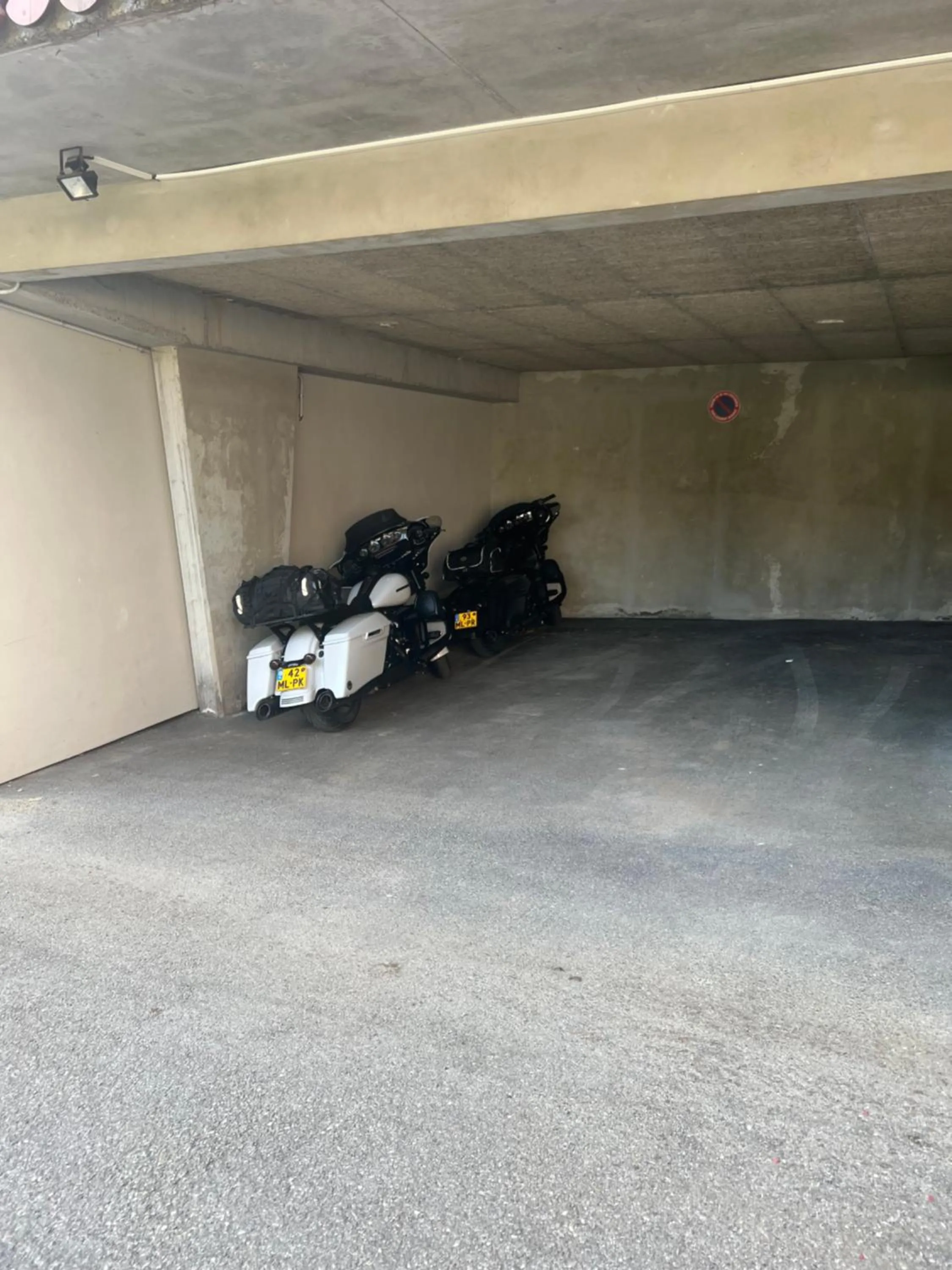 Parking in Hôtel Igloo