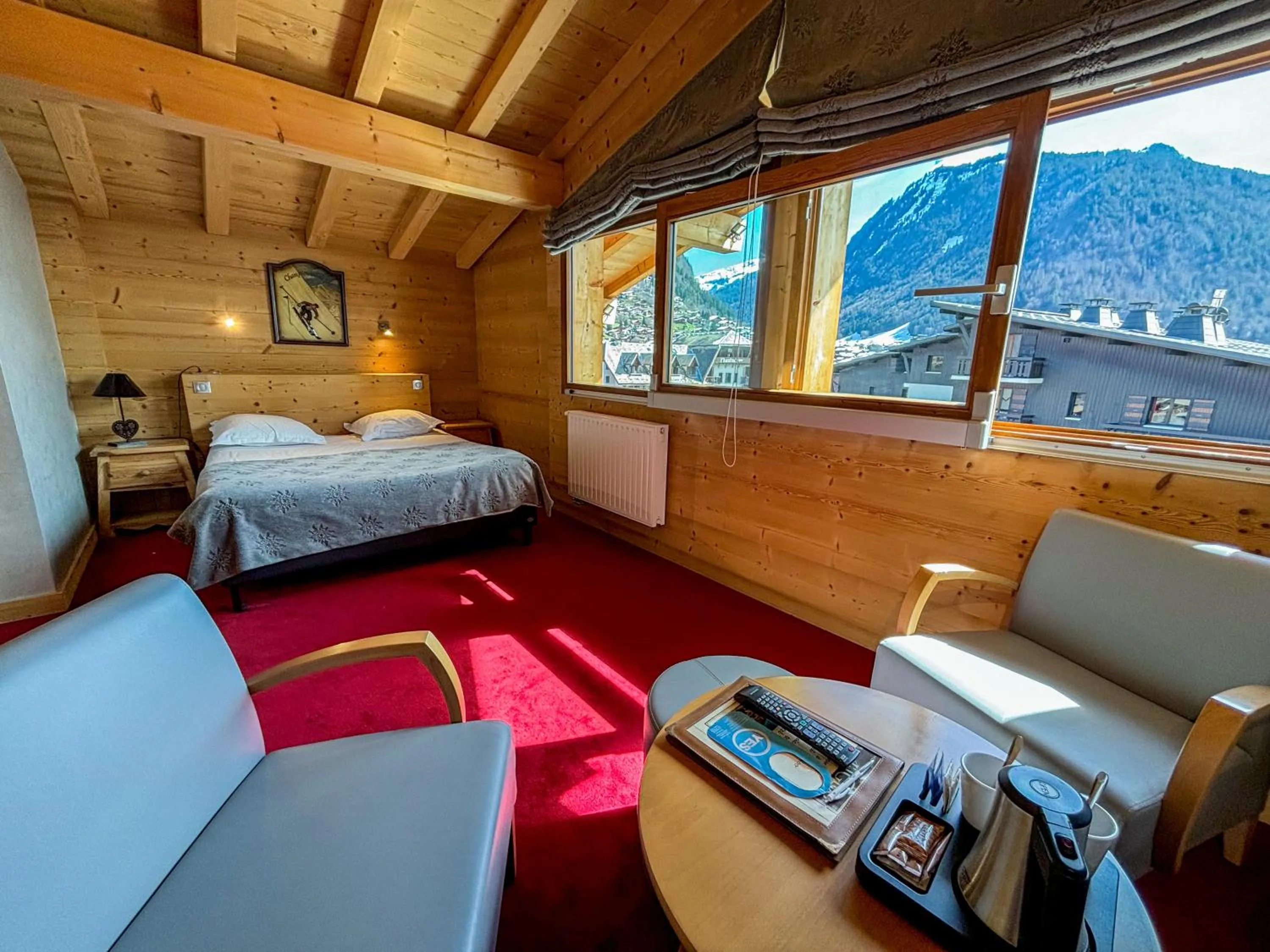 Bedroom, Bed in Hôtel Igloo