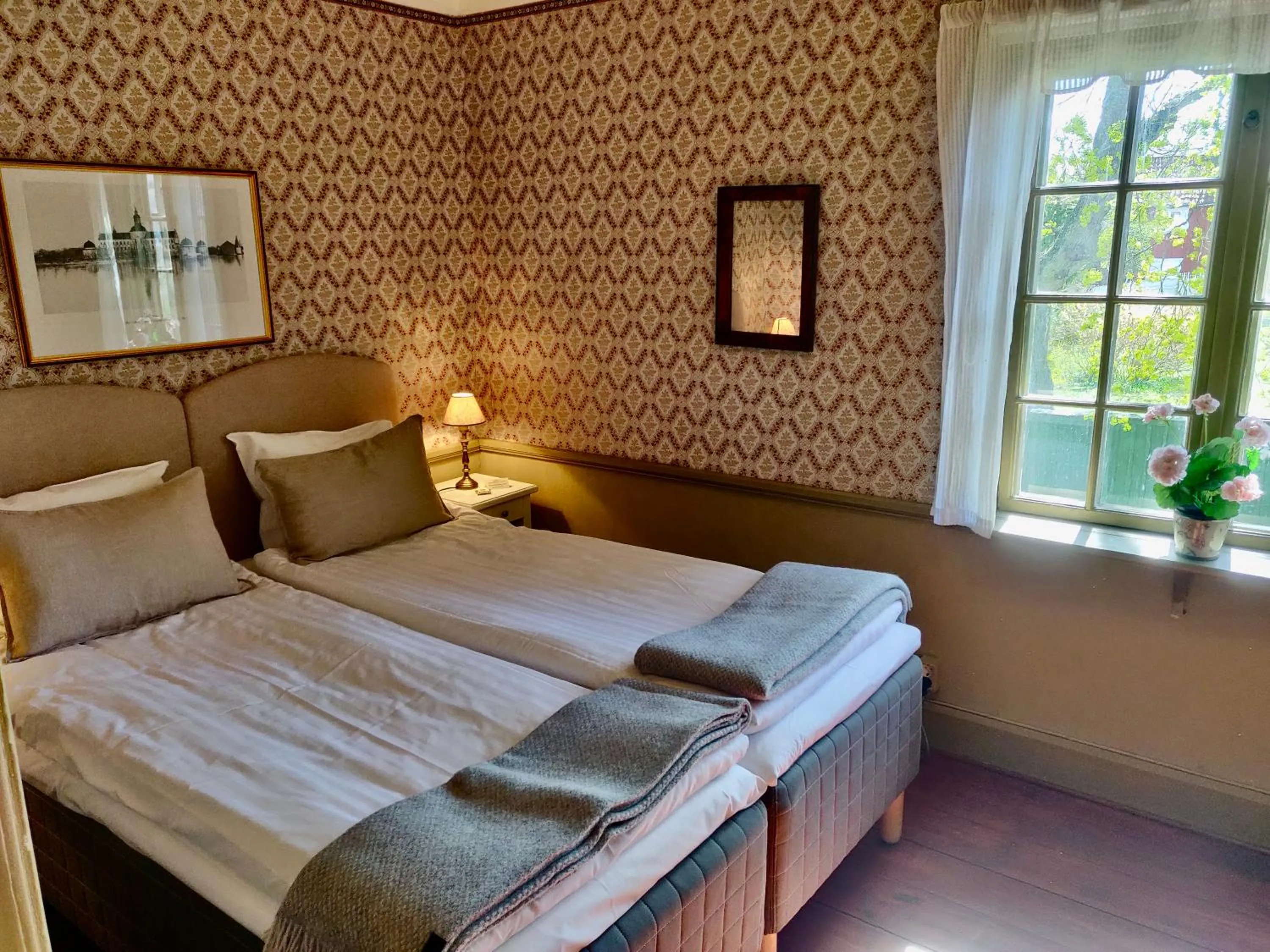 Bed in Hotell Dahlströmska gården