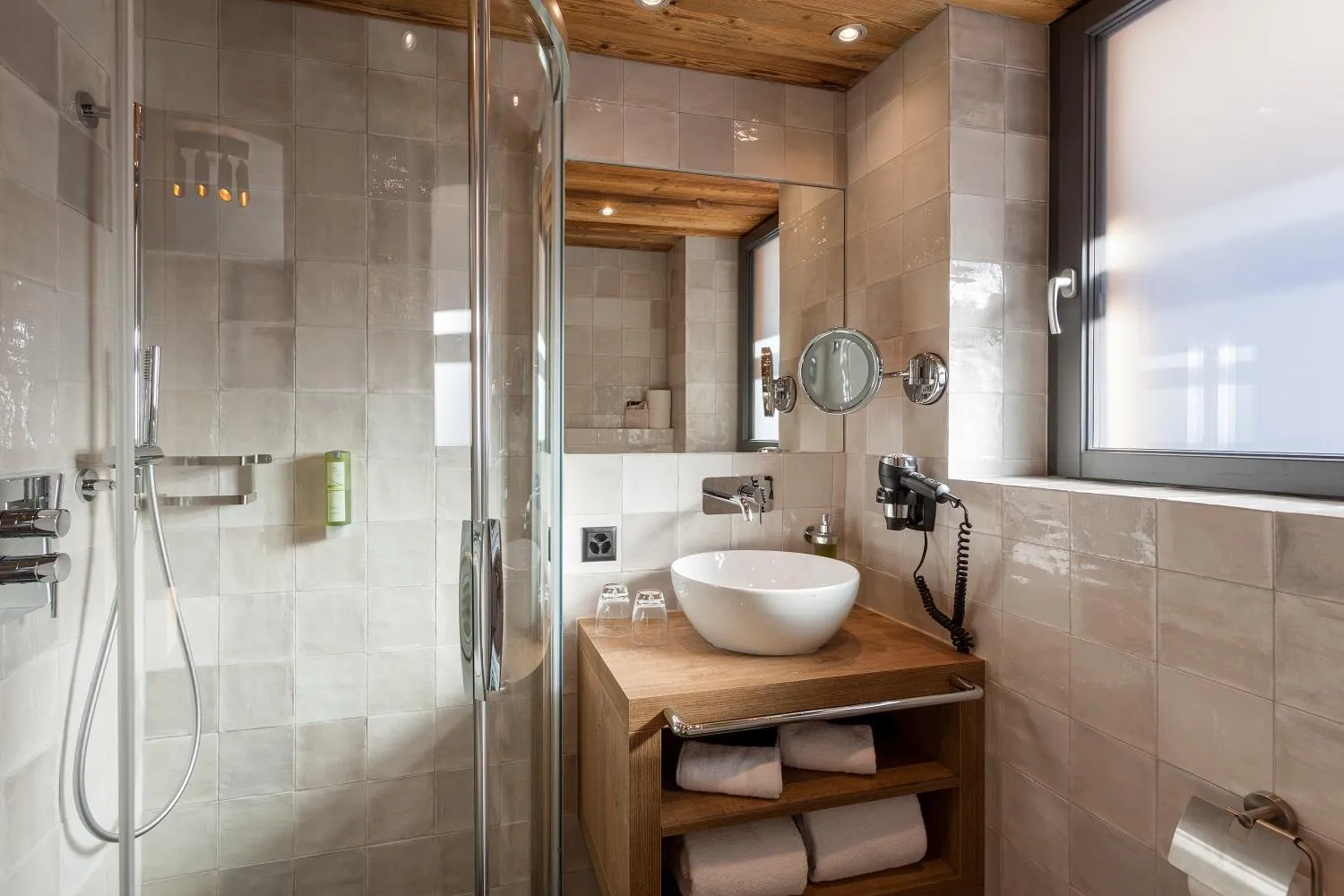Bathroom in 22 Summits Apartments