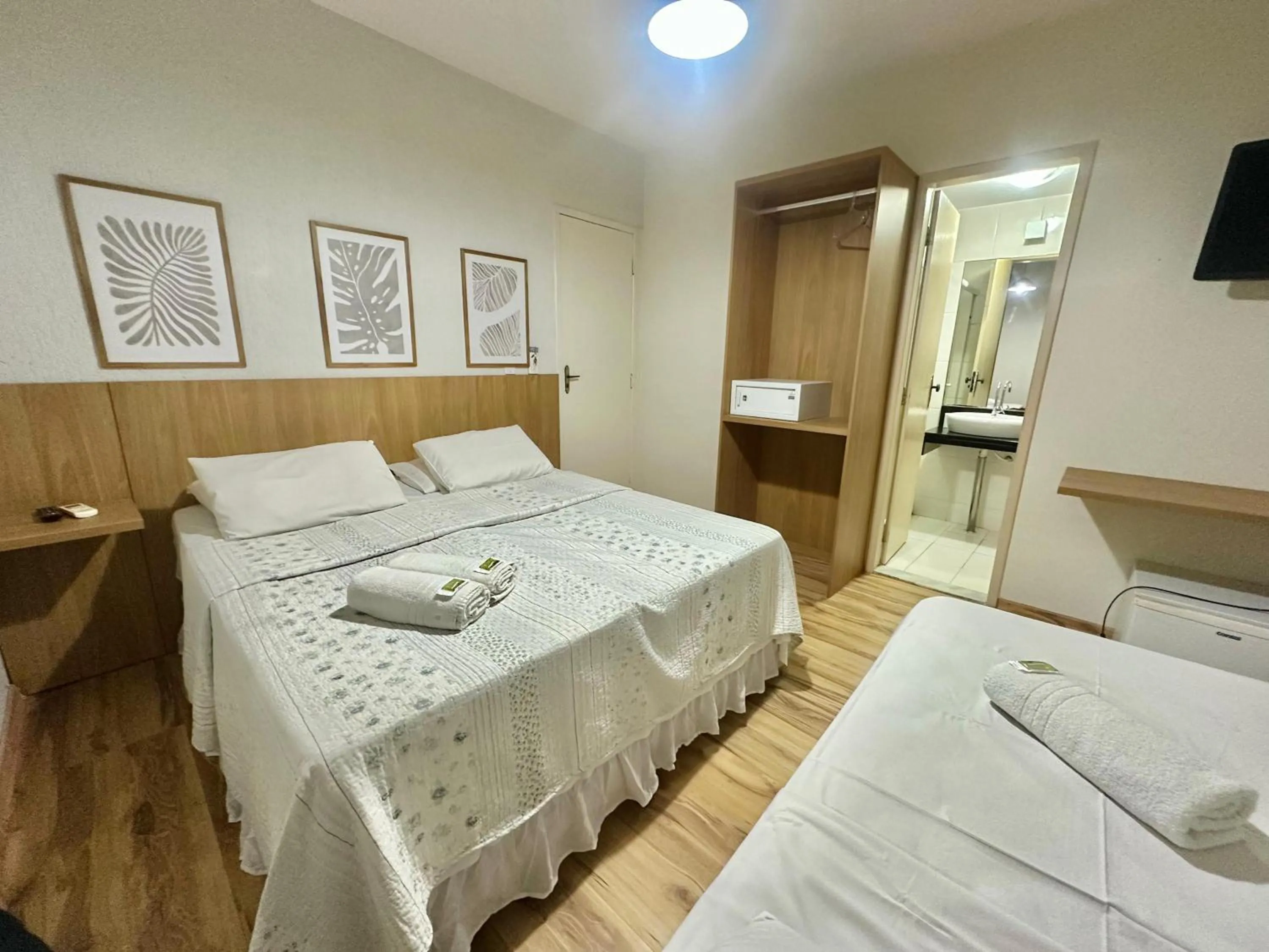 Photo of the whole room, Bed in Porto Forte Pousada