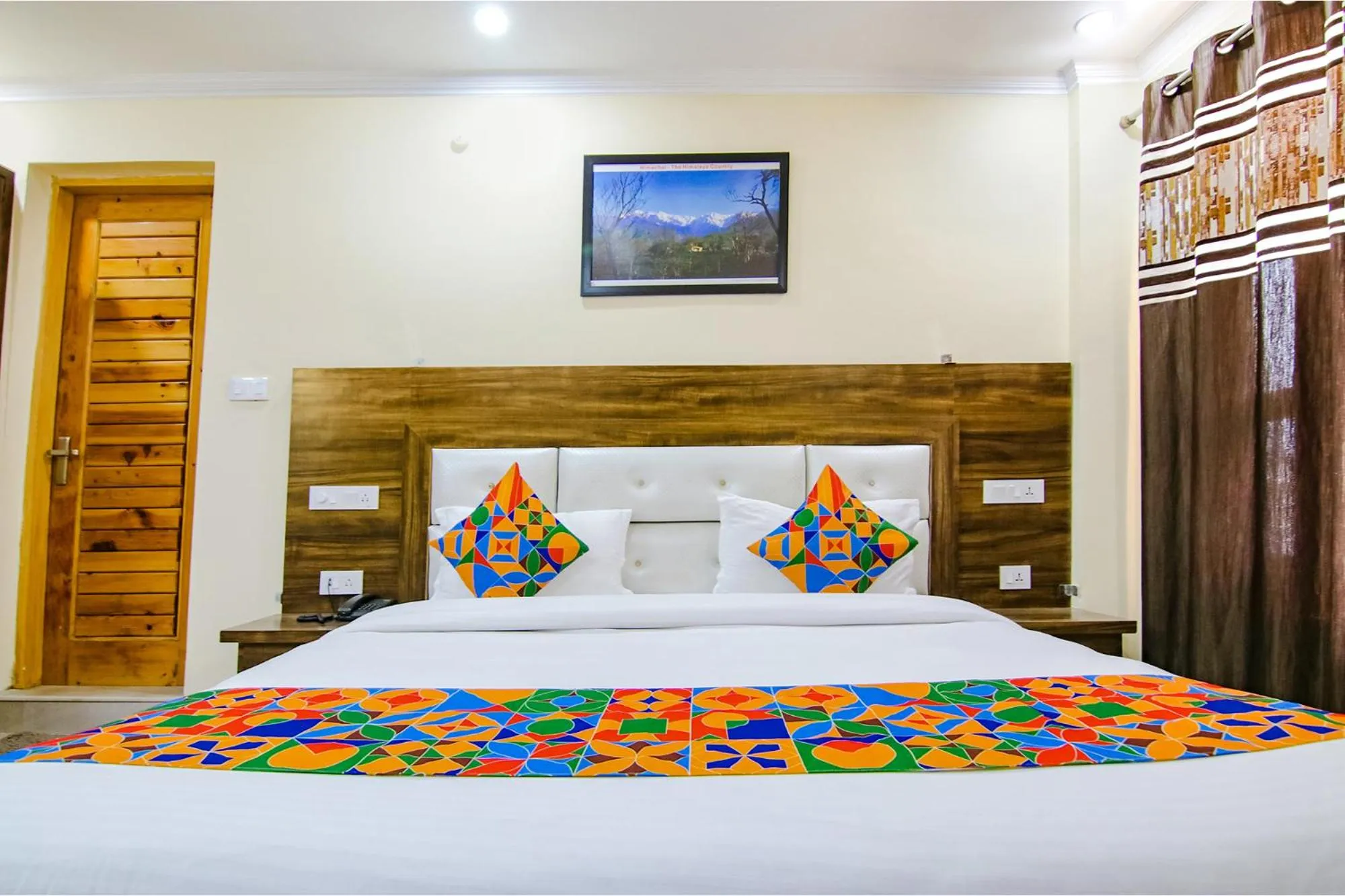 Bedroom, Bed in FabHotel The Eden