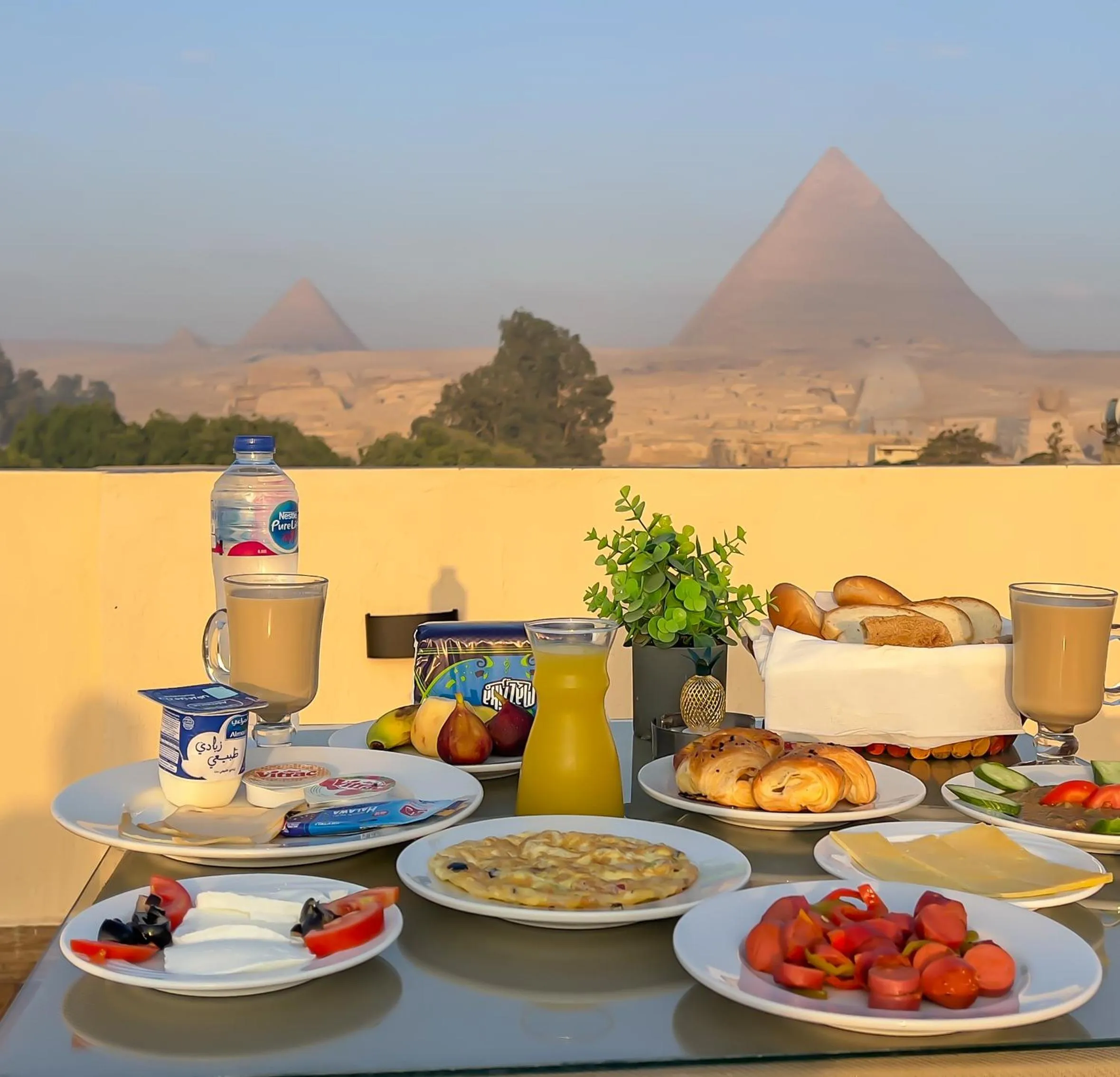 Food and drinks in Giza Pyramids Inn