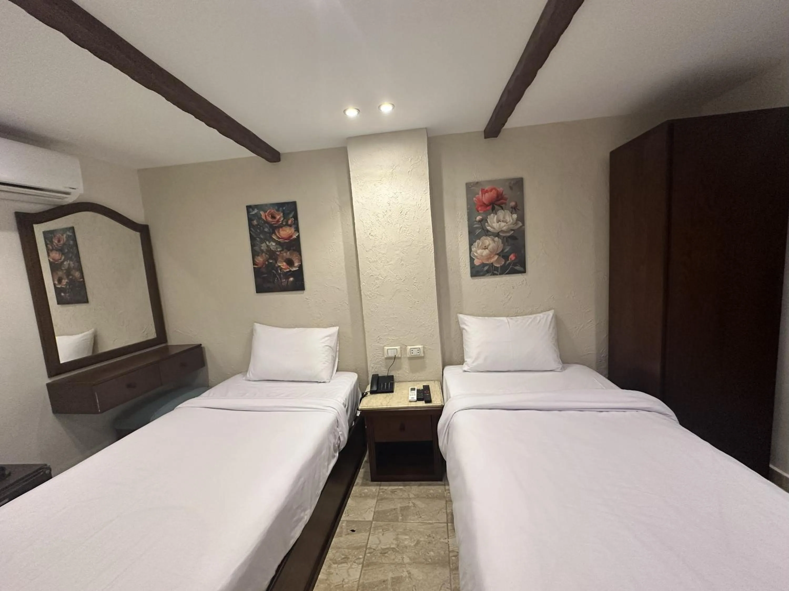 Bed in Giza Pyramids Inn