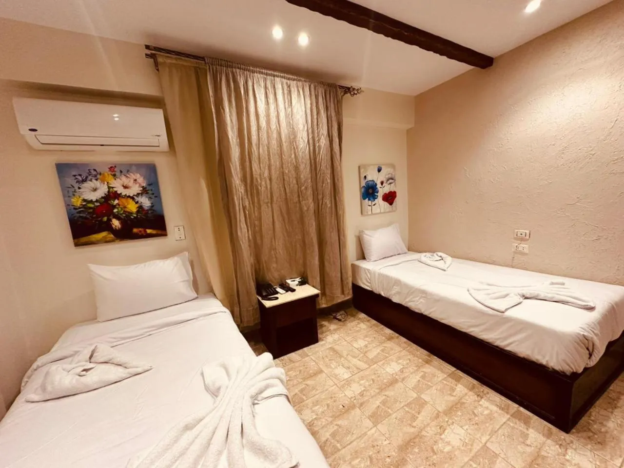 Bed in Giza Pyramids Inn